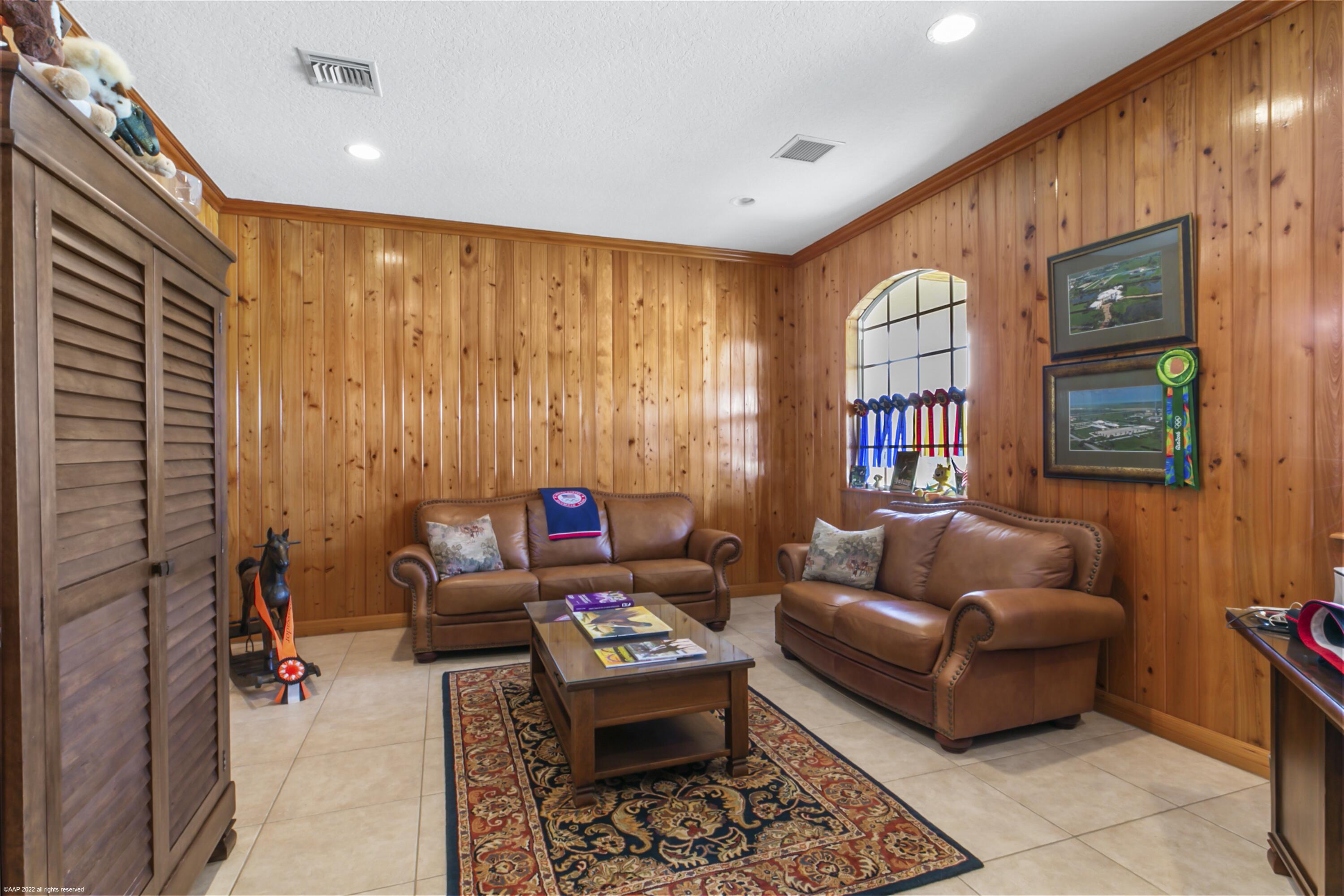 PALM BEACH POINT - Residential