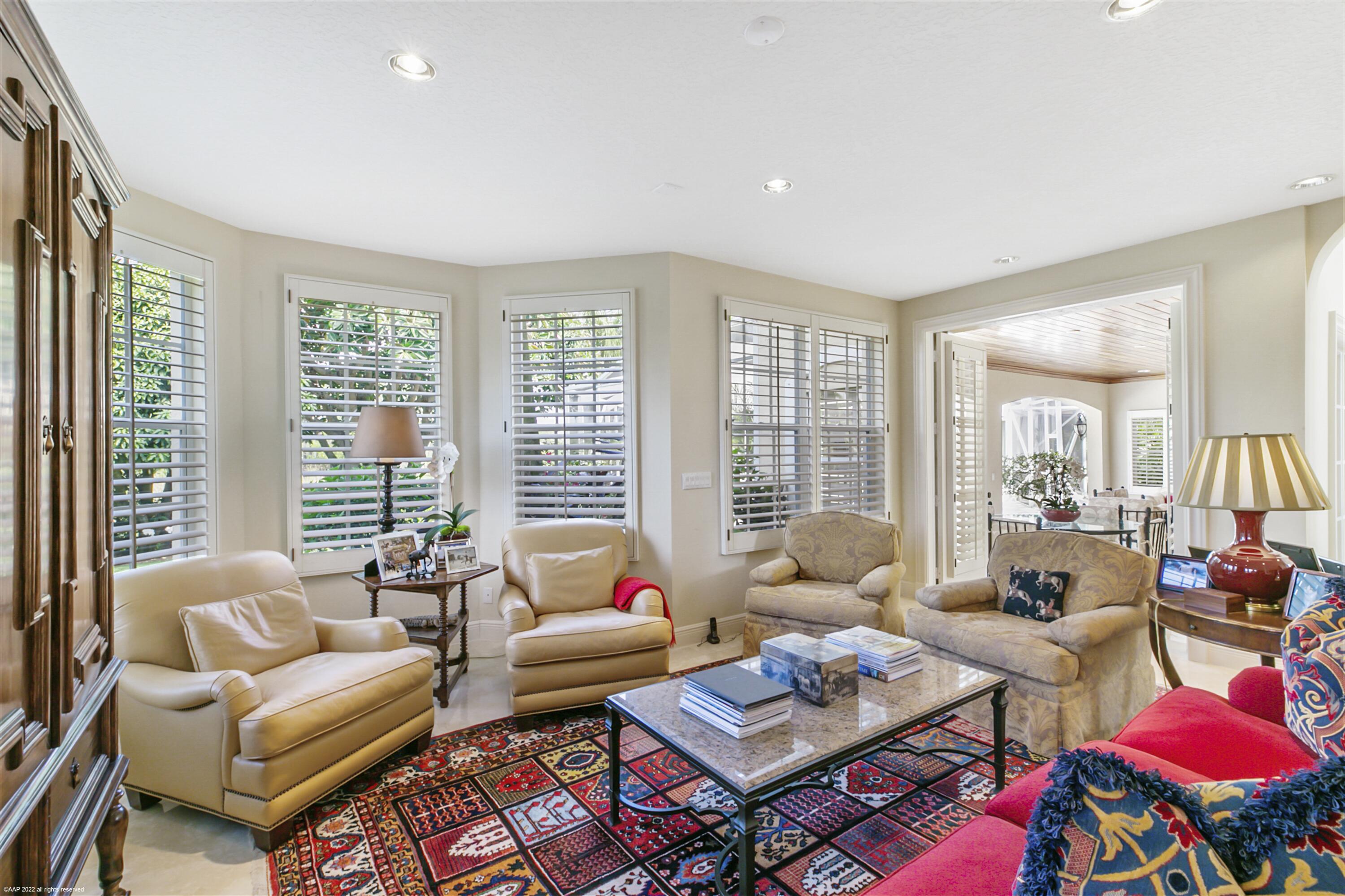 PALM BEACH POINT - Residential