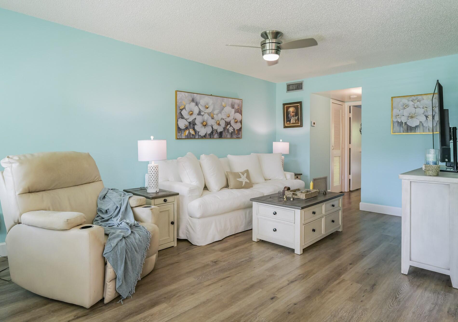 VISTA GARDENS F/K/A VISTA ROYALE GARDENS - Residential