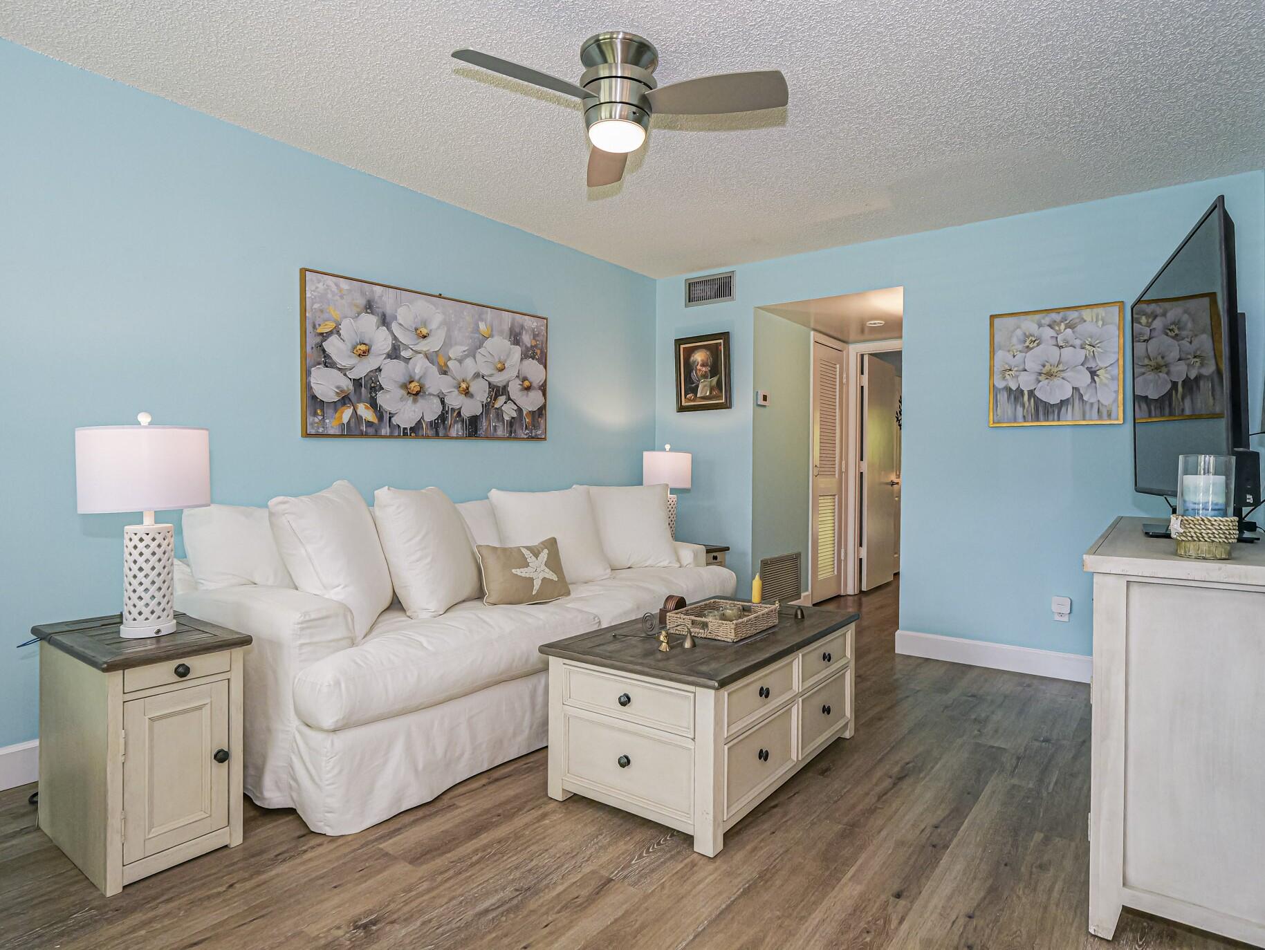 VISTA GARDENS F/K/A VISTA ROYALE GARDENS - Residential