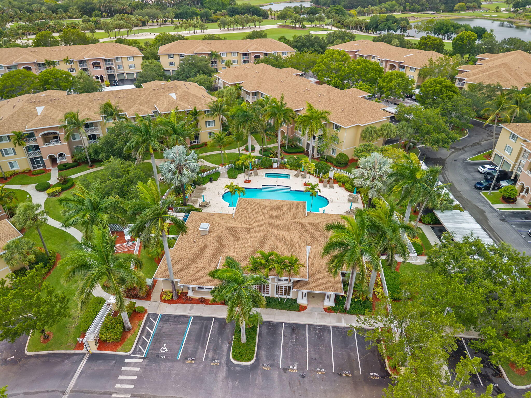 VILLAS AT EMERALD DUNES CONDO - Residential