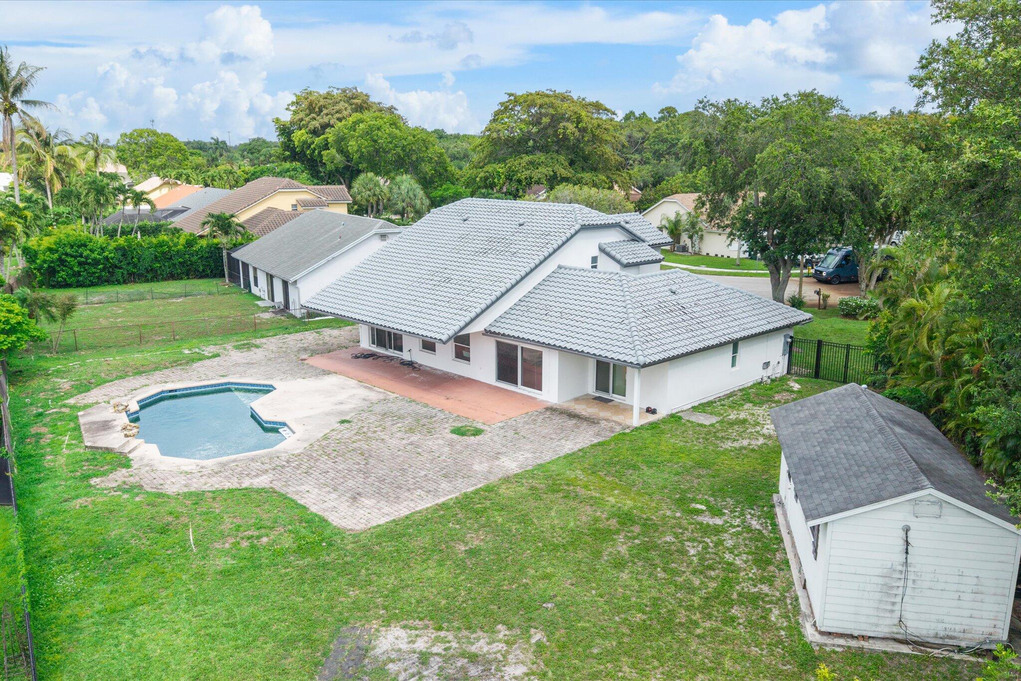 WINSTON PARK - Residential