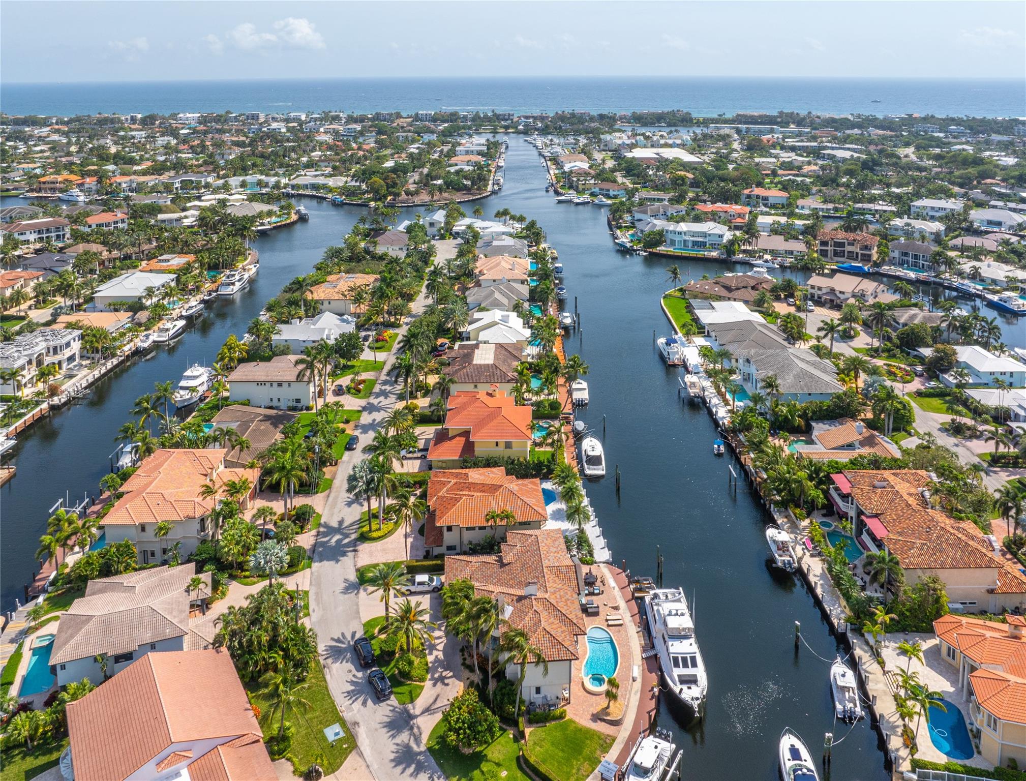 Lighthouse Point 4th Sec - Residential
