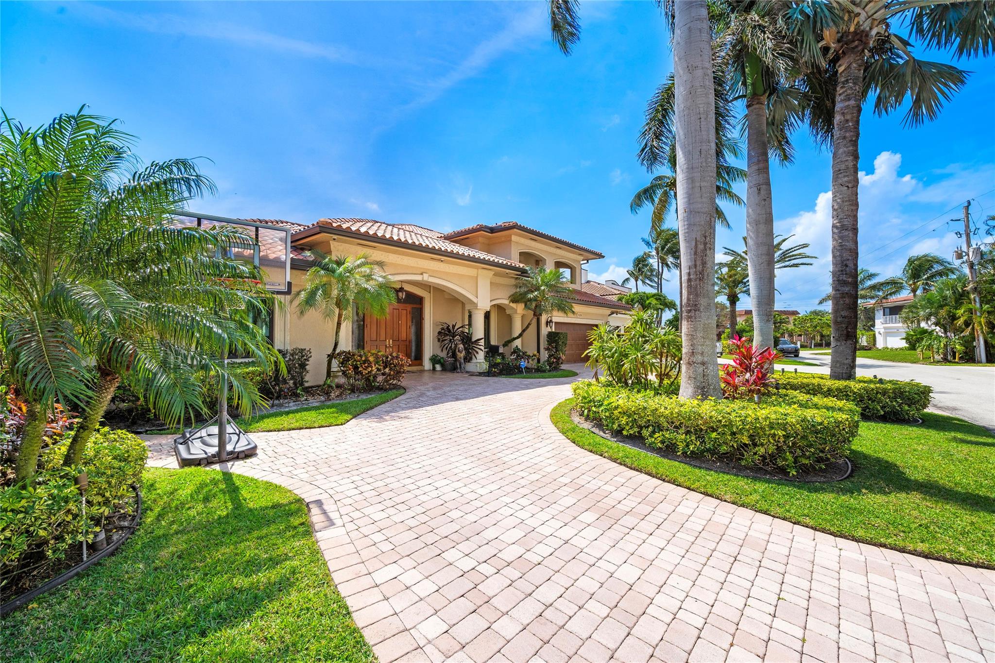 Lighthouse Point 4th Sec - Residential