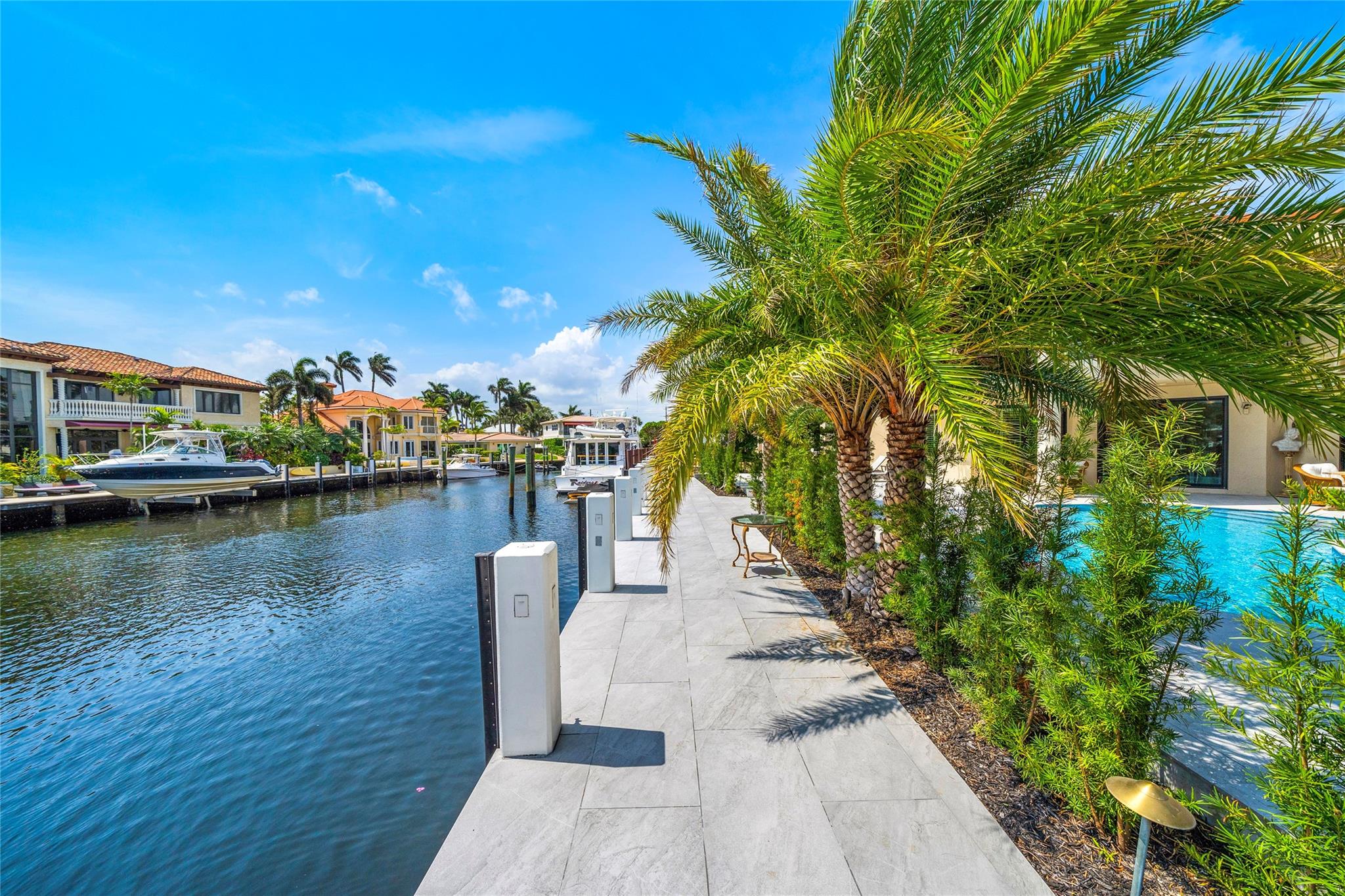 Lighthouse Point 4th Sec - Residential