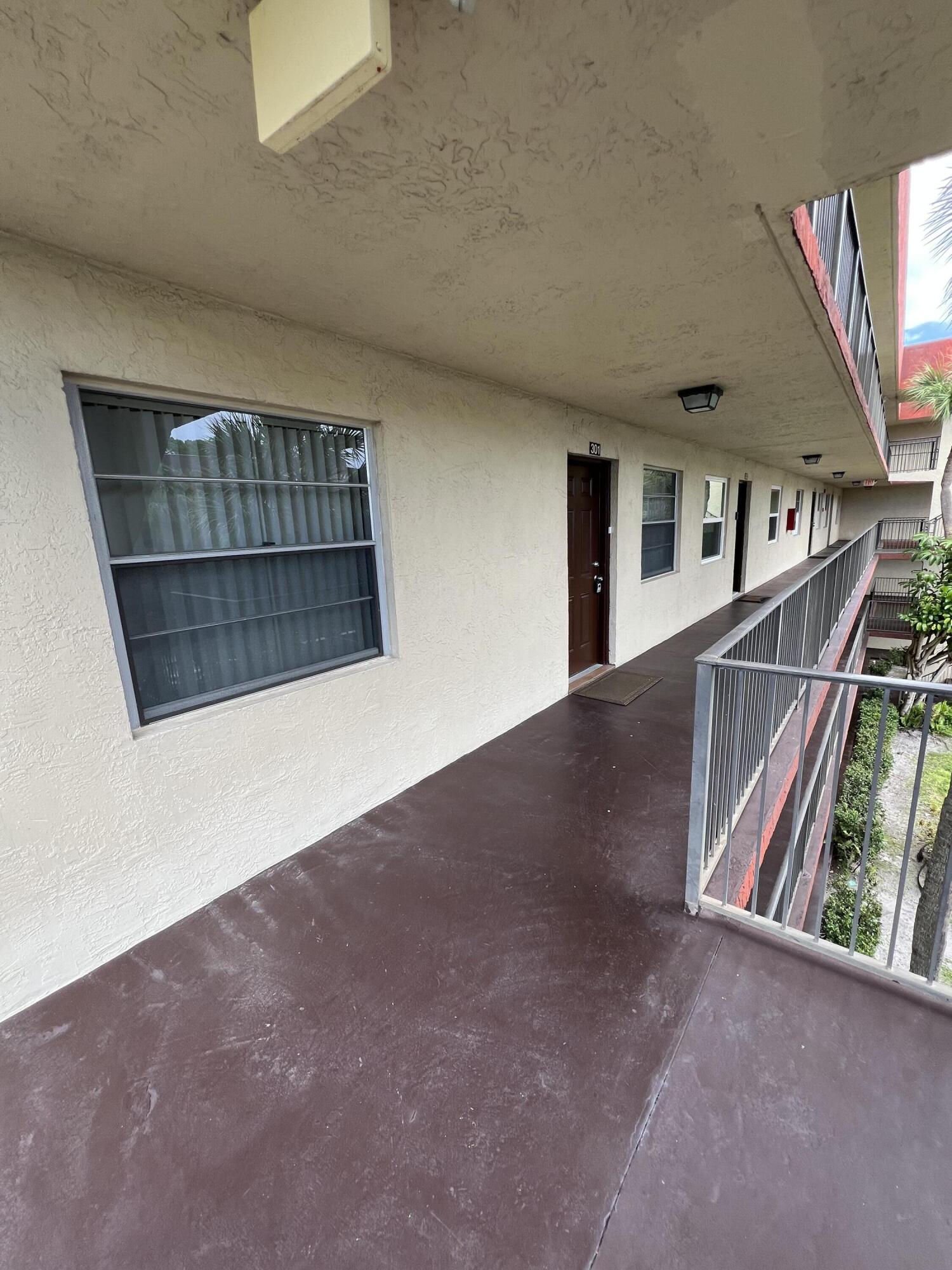 CYPRESS CHASE NORTH NO 1 CONDO - Residential Lease
