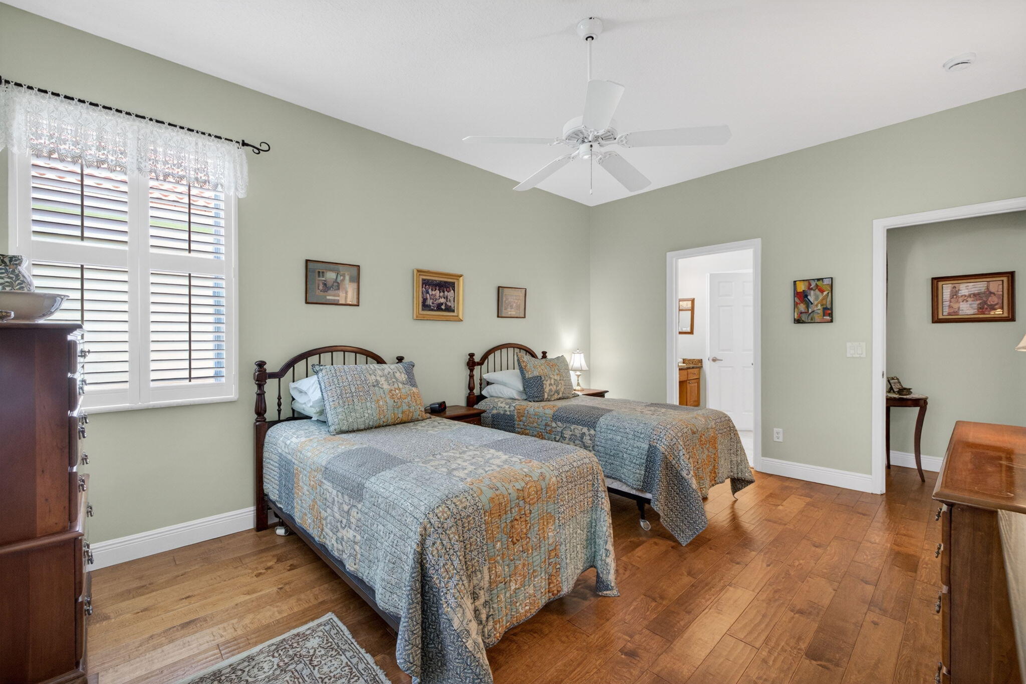 KINGS ISLE - Residential