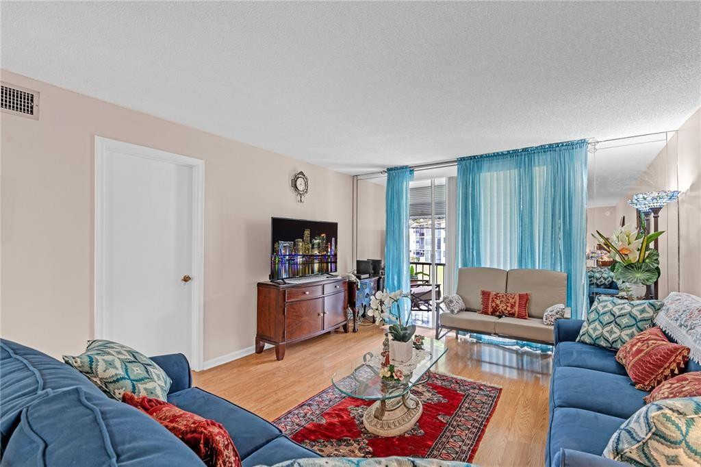 Hollybrook Golf & Tennis - Residential