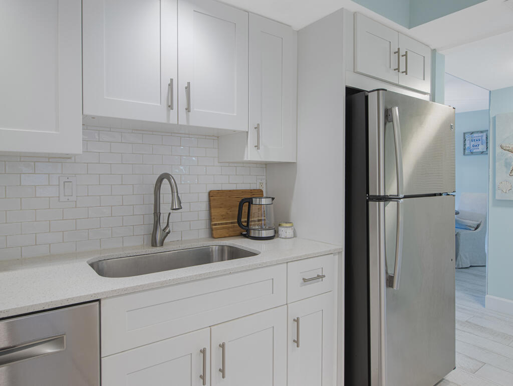TAMBERLANE 5 CONDO - Residential Lease