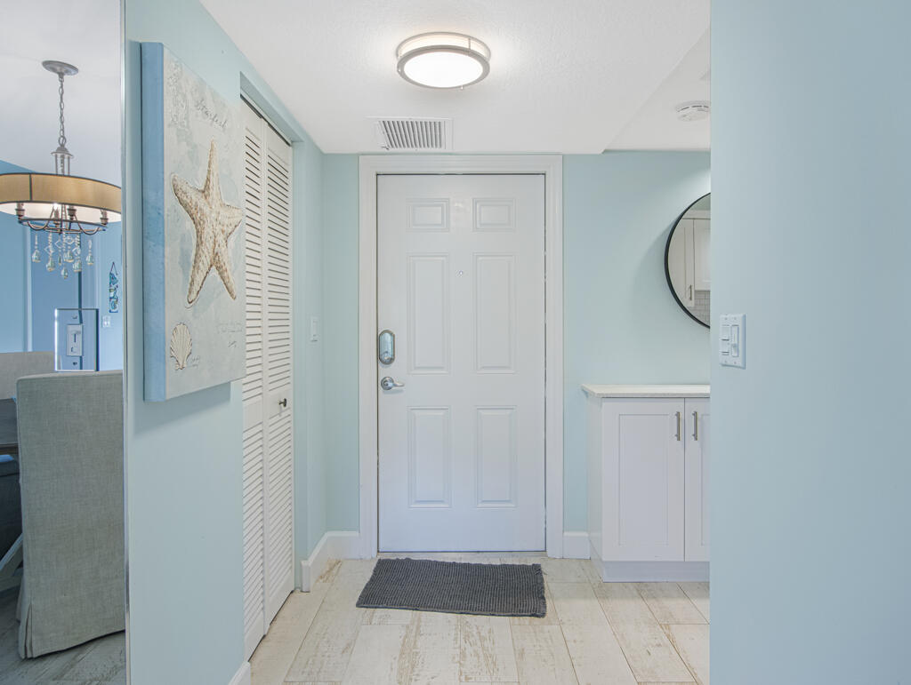 TAMBERLANE 5 CONDO - Residential Lease