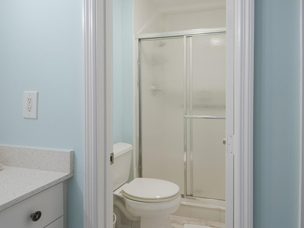 TAMBERLANE 5 CONDO - Residential Lease