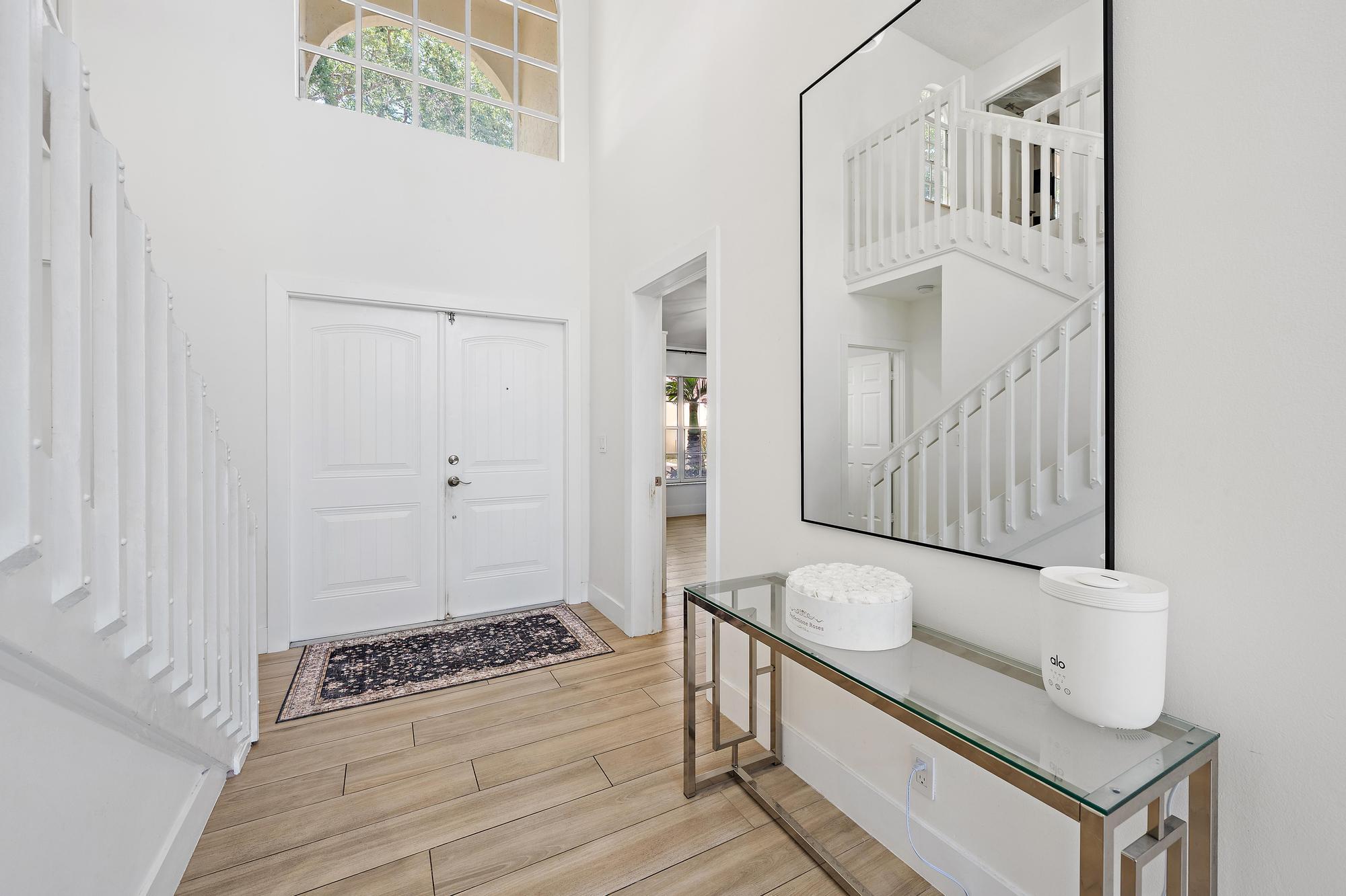SIENA OAKS - Residential