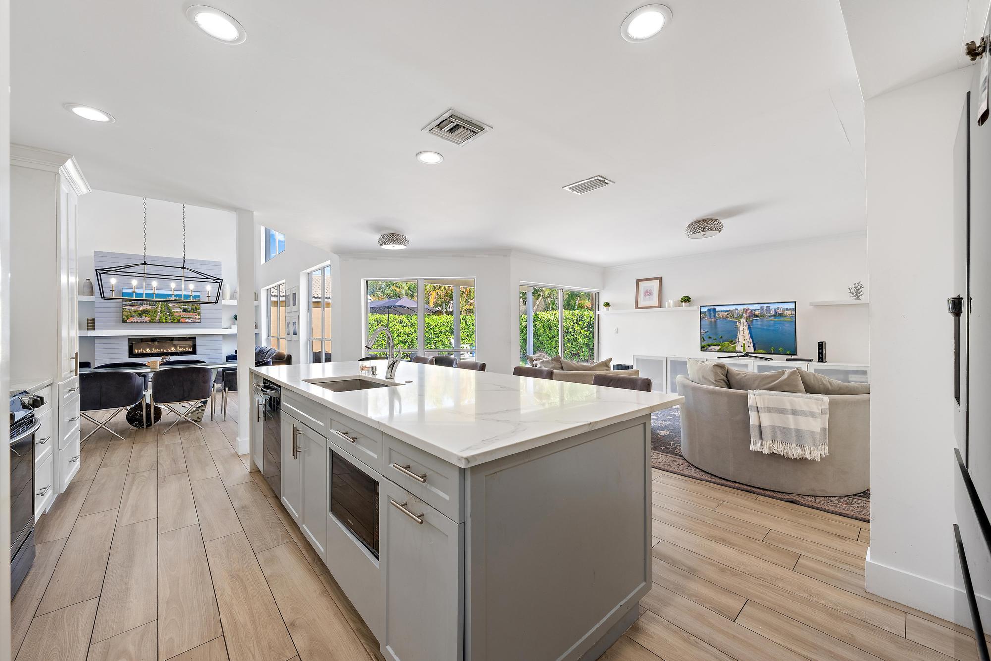 SIENA OAKS - Residential