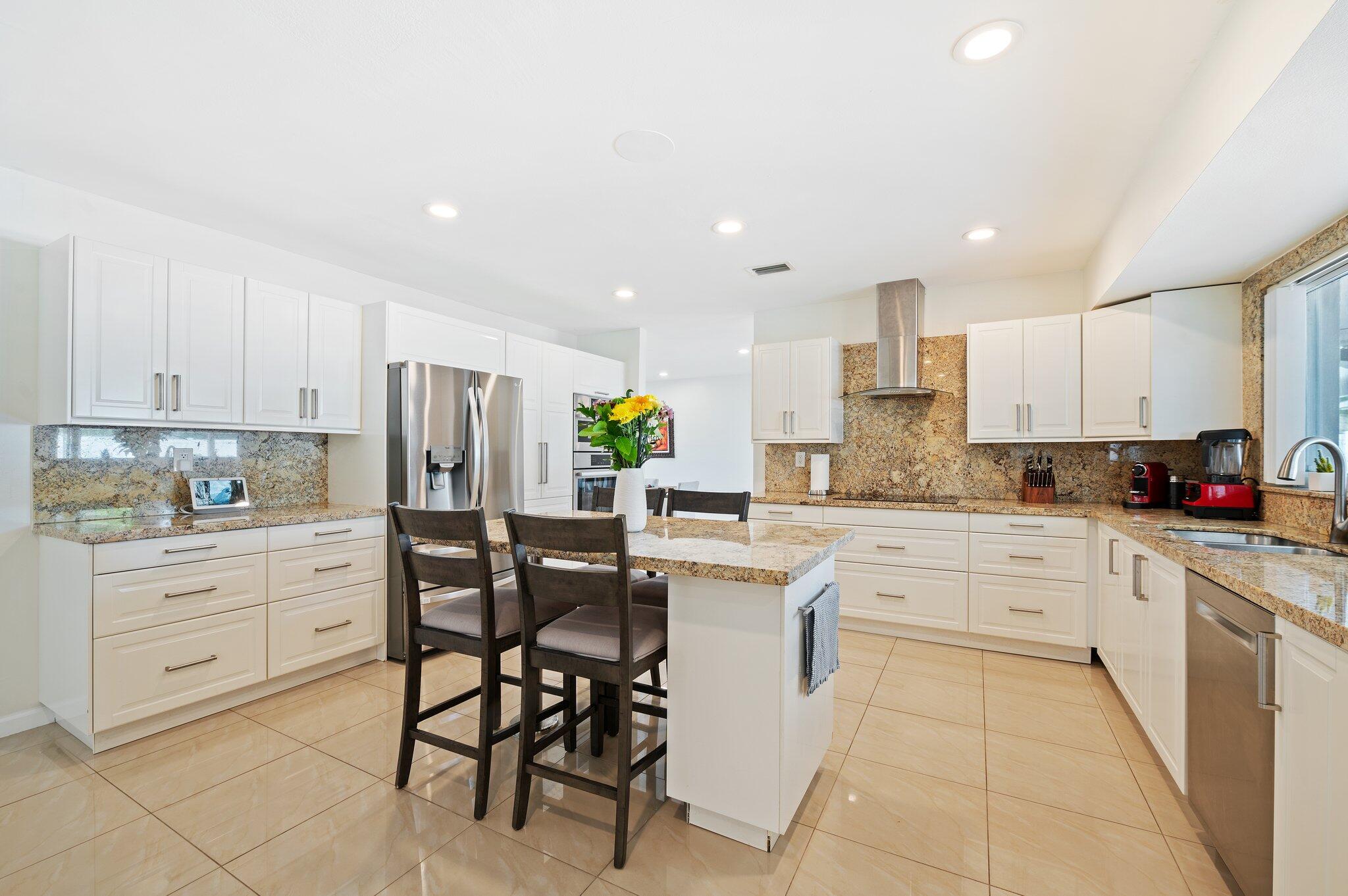 PLANTATION PARK LAKESITES - Residential Lease
