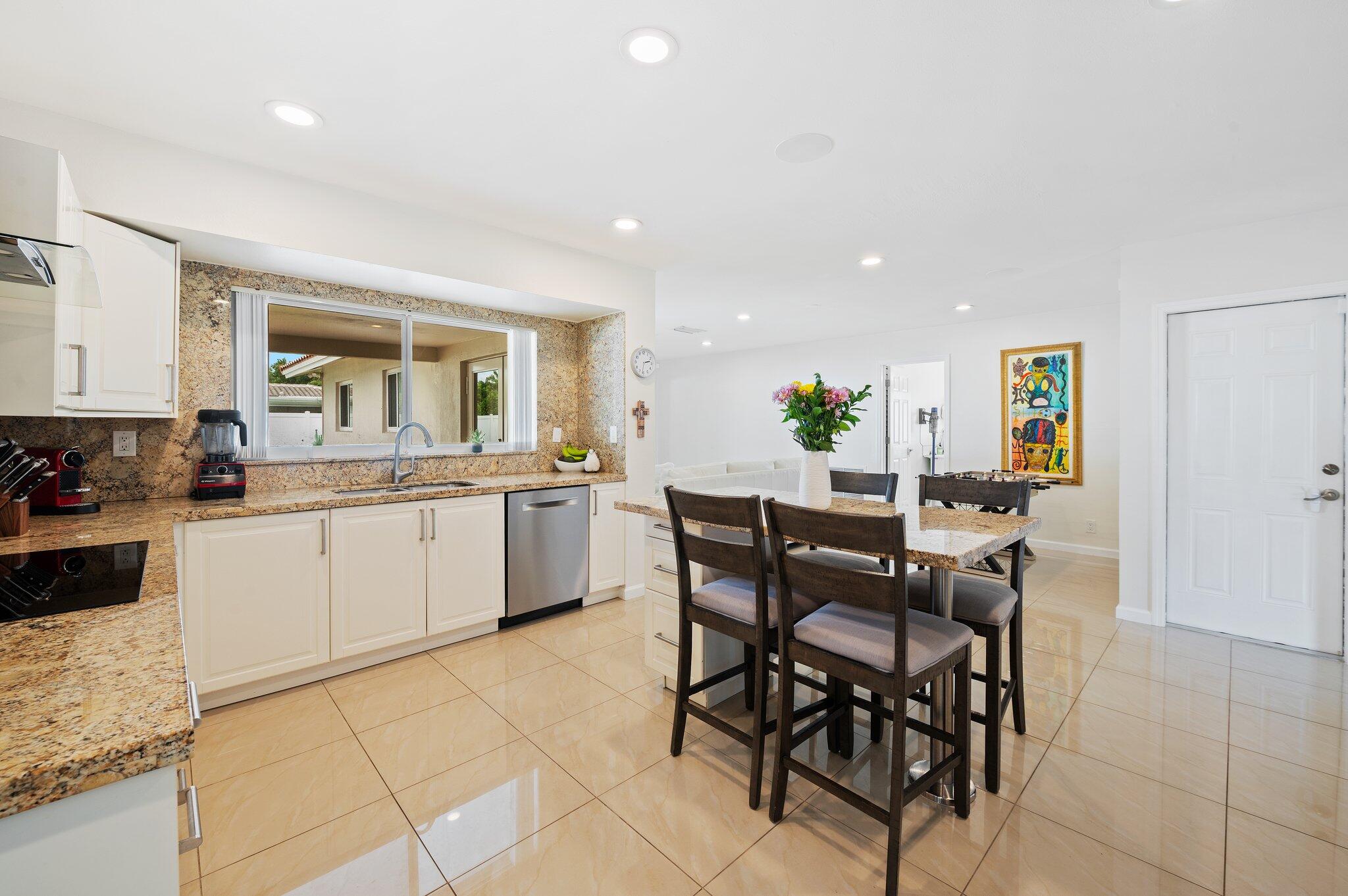 PLANTATION PARK LAKESITES - Residential Lease
