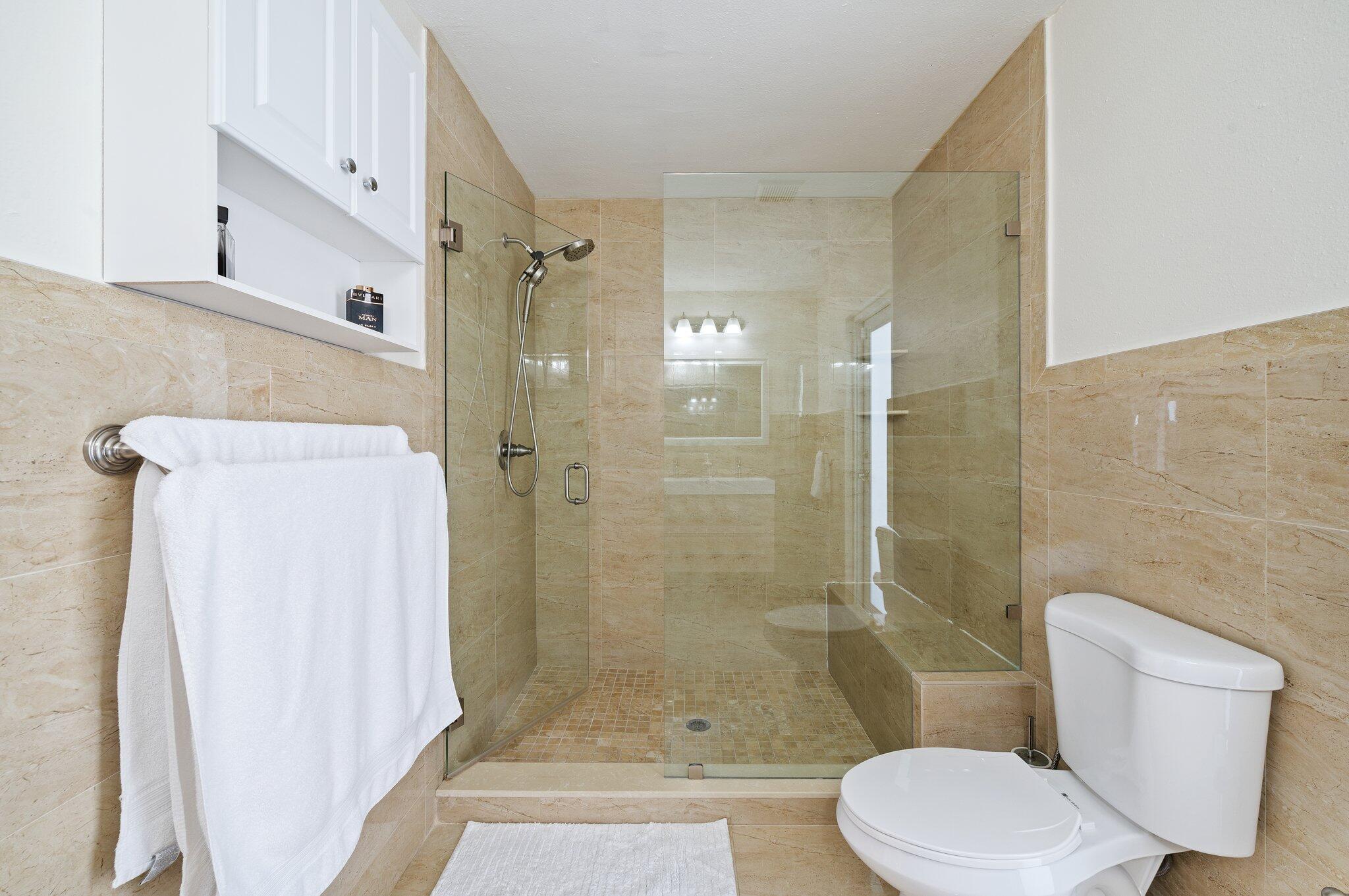PLANTATION PARK LAKESITES - Residential Lease