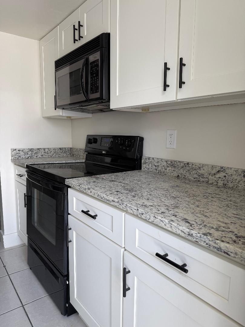 PINEHURST - Residential Lease