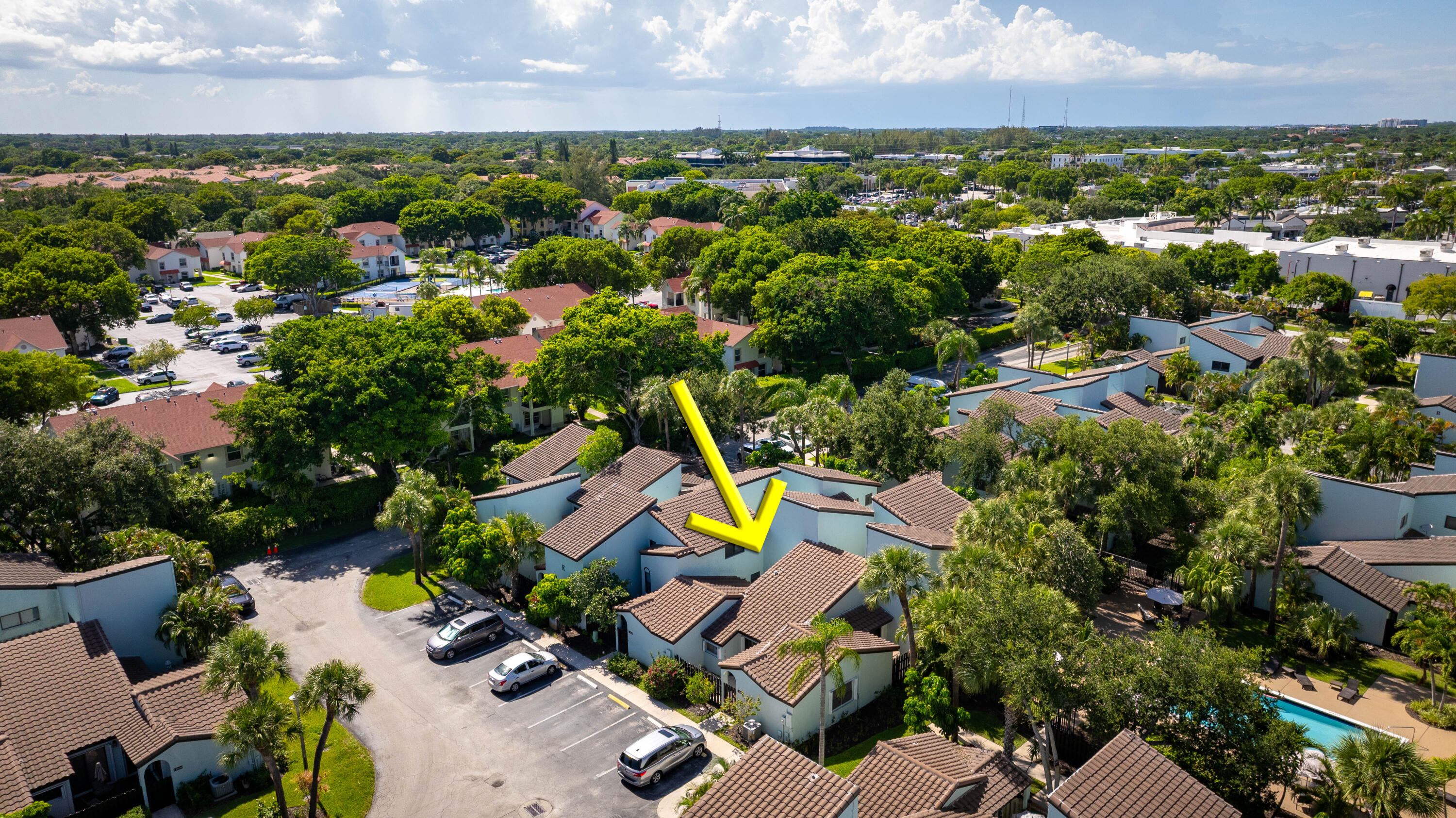 PINEAPPLE WALK 1 - Residential