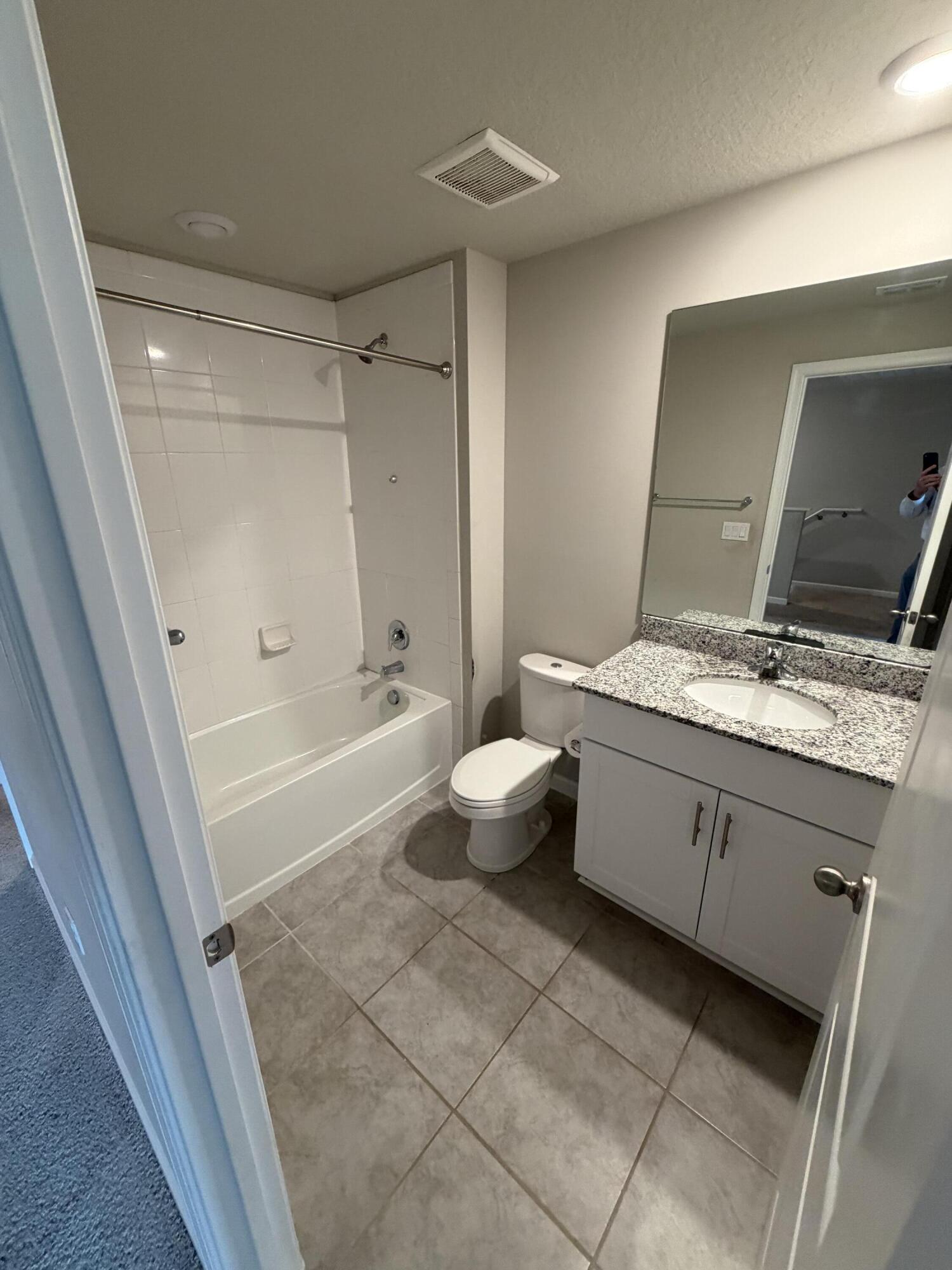 SEASIDE - Residential Lease