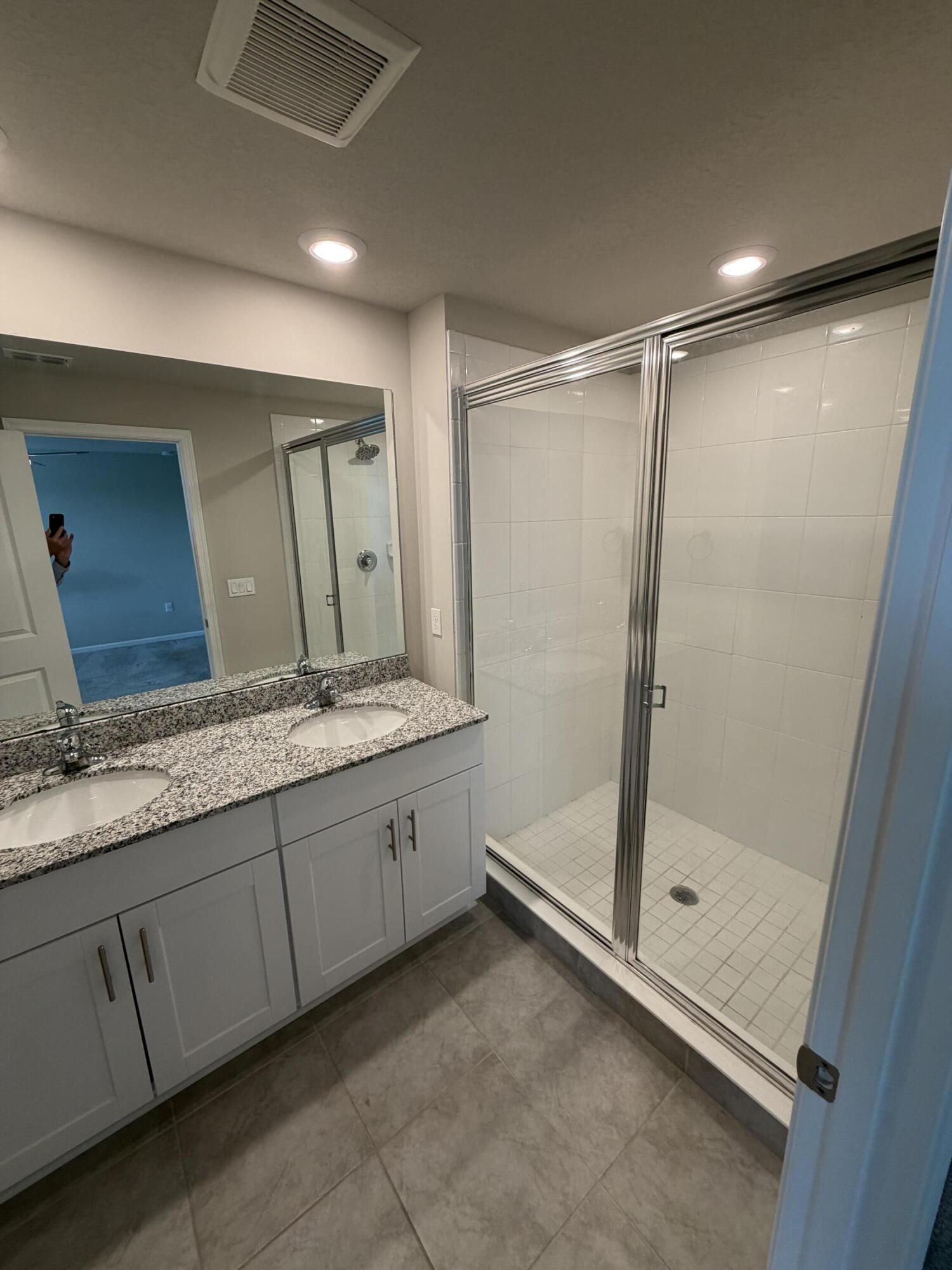 SEASIDE - Residential Lease