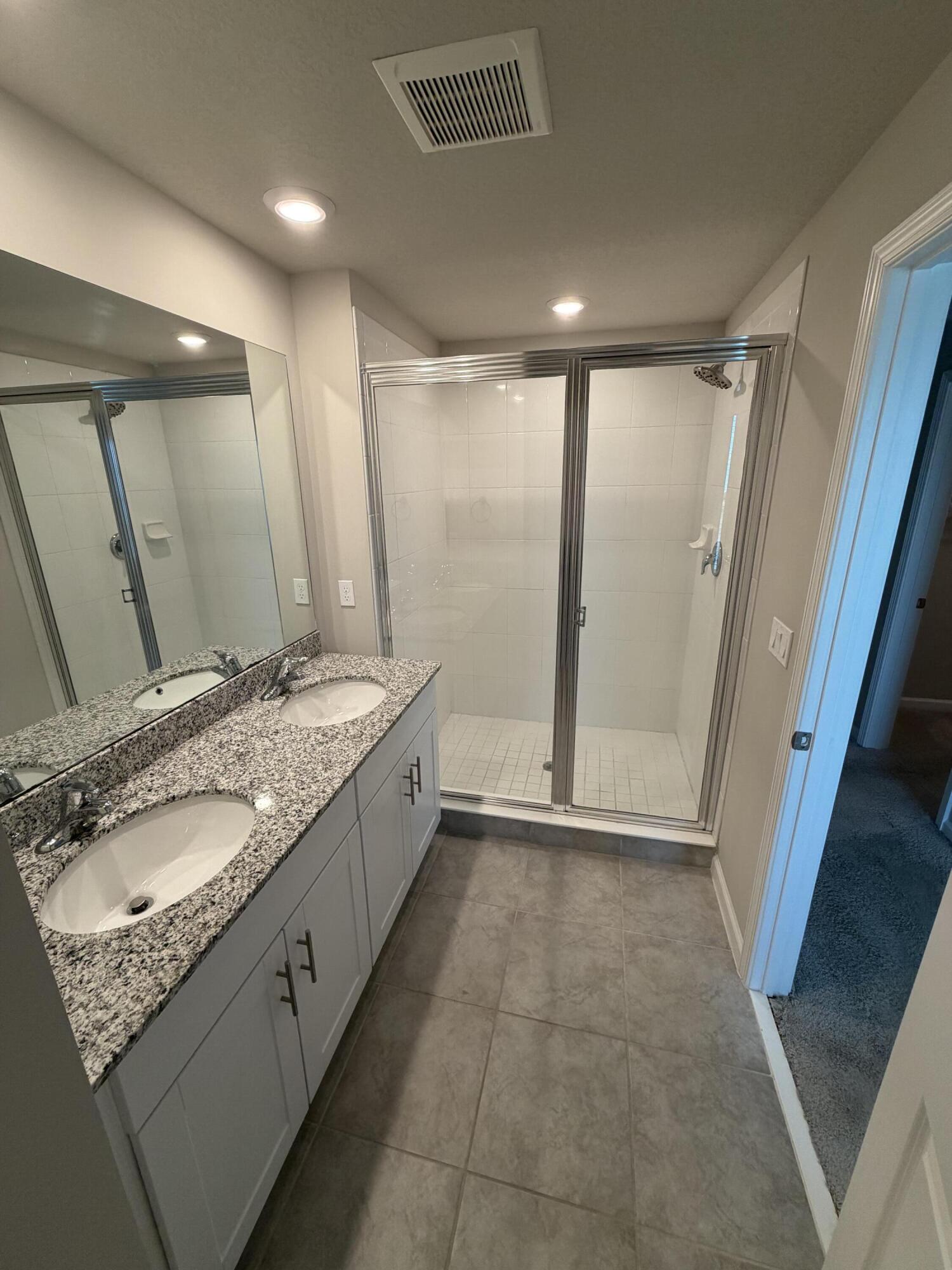 SEASIDE - Residential Lease
