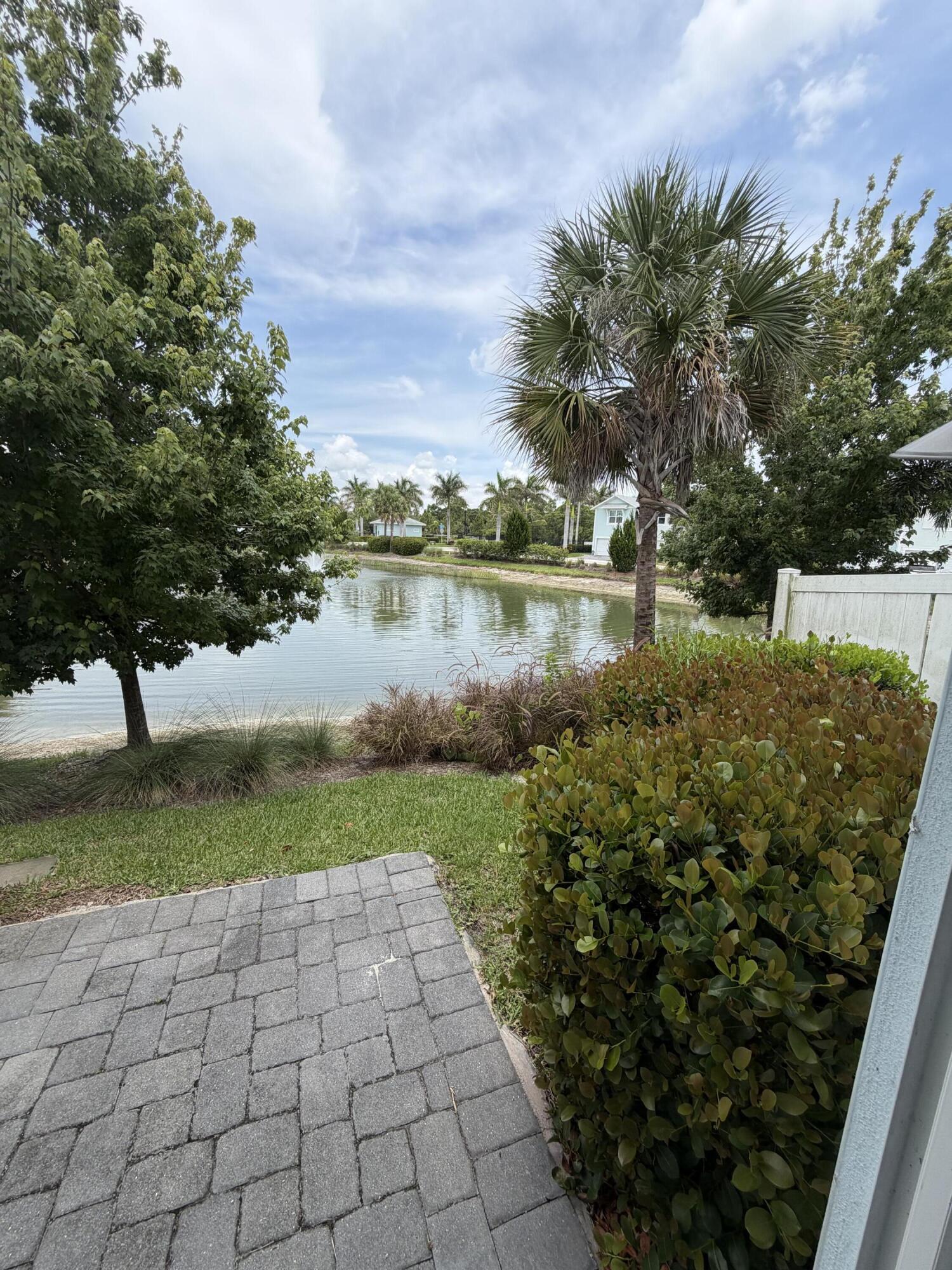SEASIDE - Residential Lease