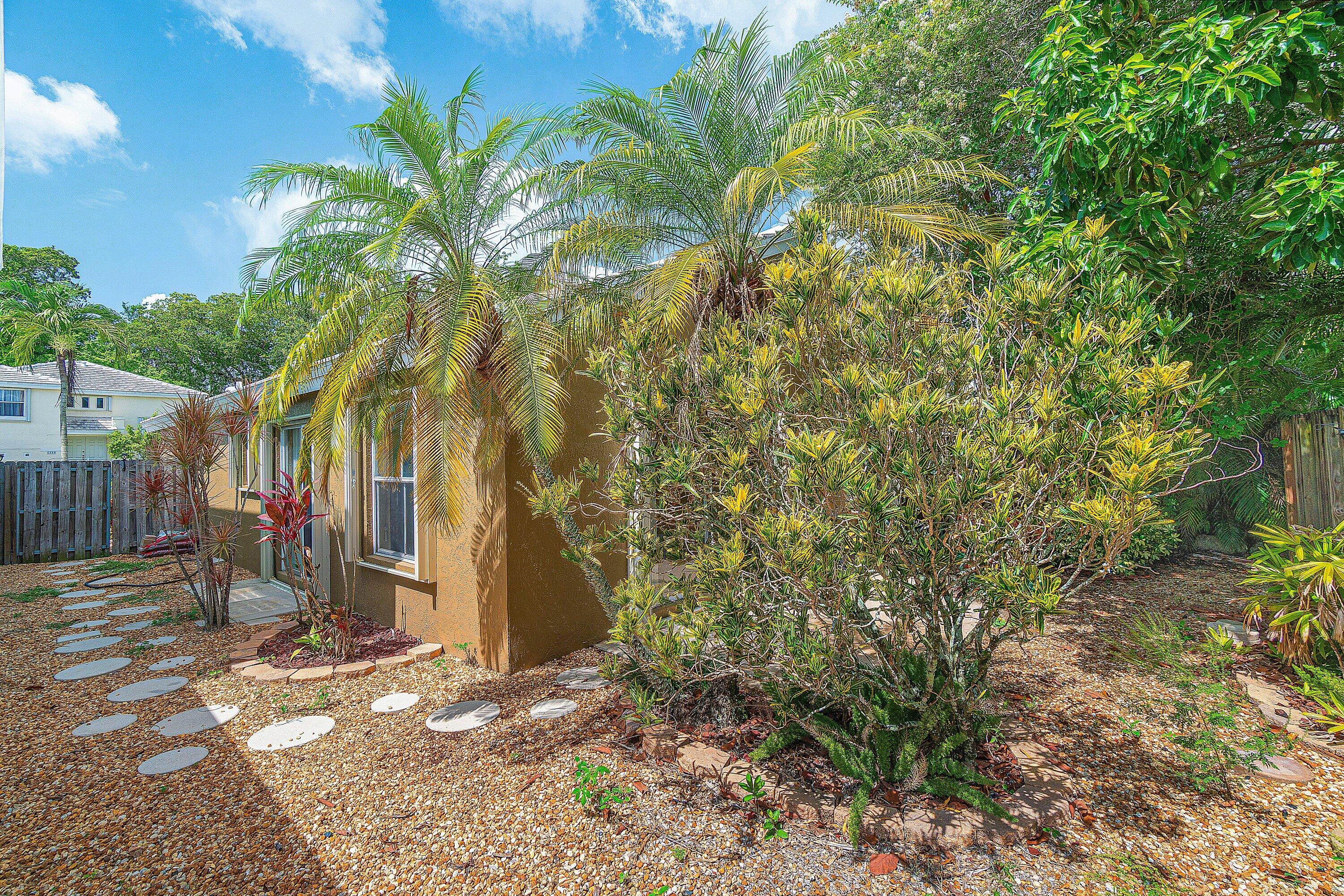 CORAL BAY PARCELS G - Residential