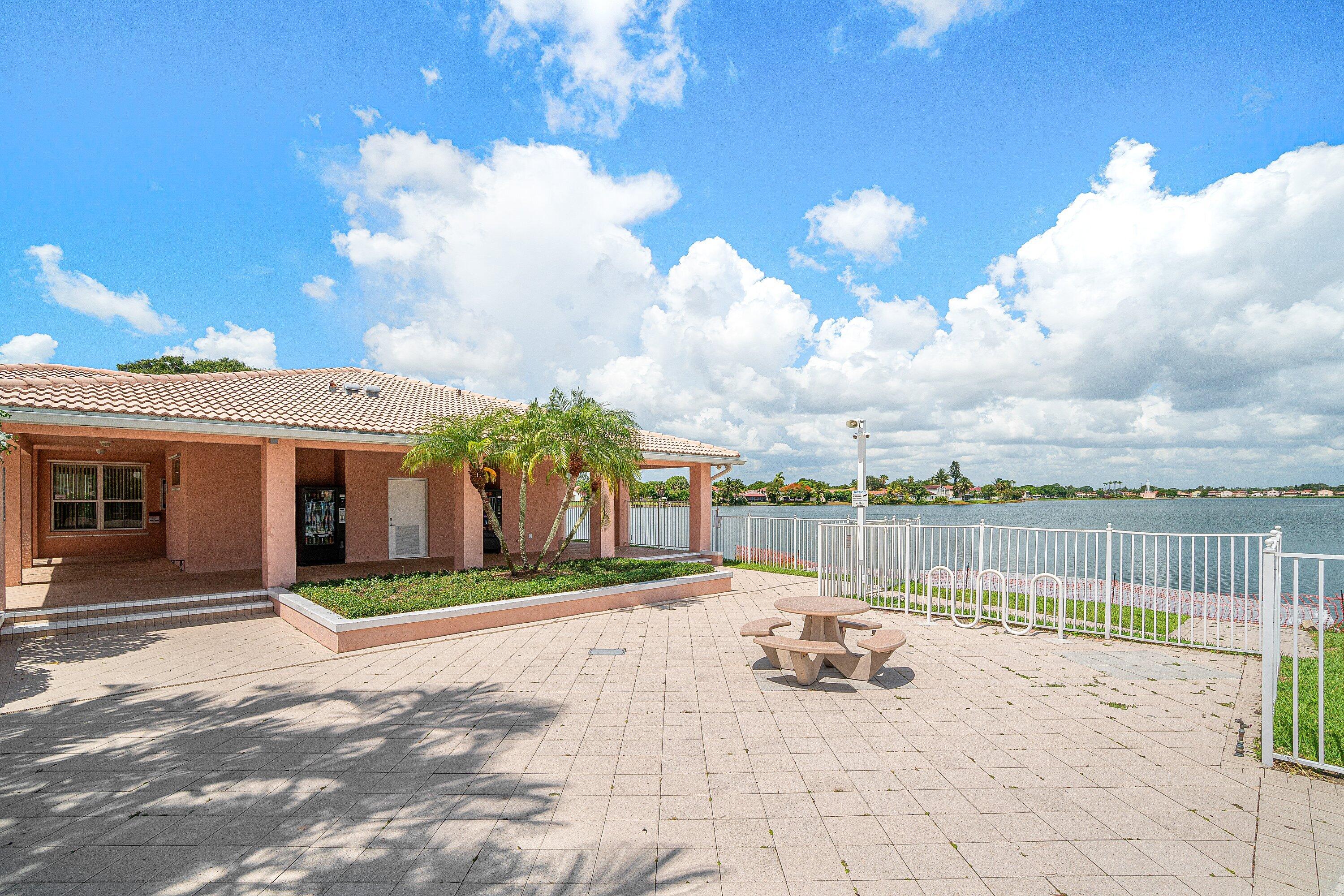 CORAL BAY PARCELS G - Residential