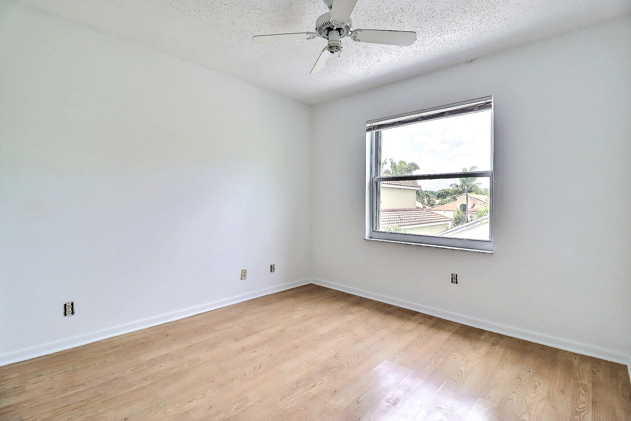 WEITZER SUB 2 - Residential Lease