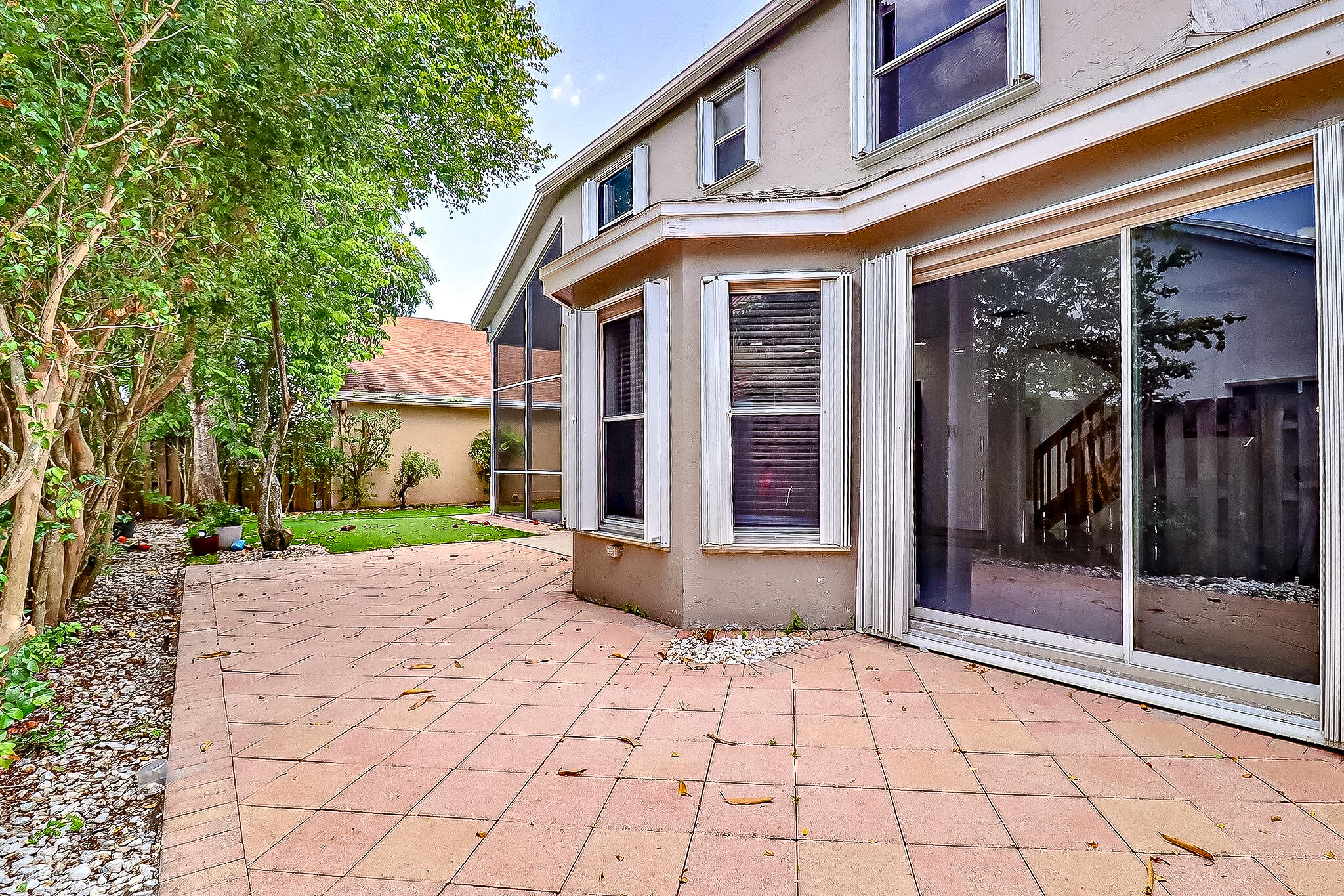 WEITZER SUB 2 - Residential Lease