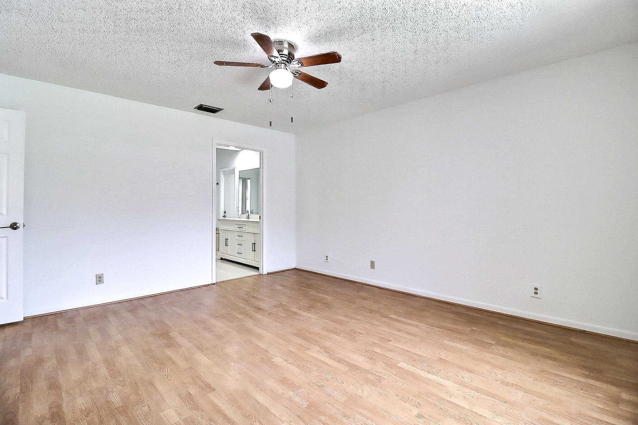 WEITZER SUB 2 - Residential Lease