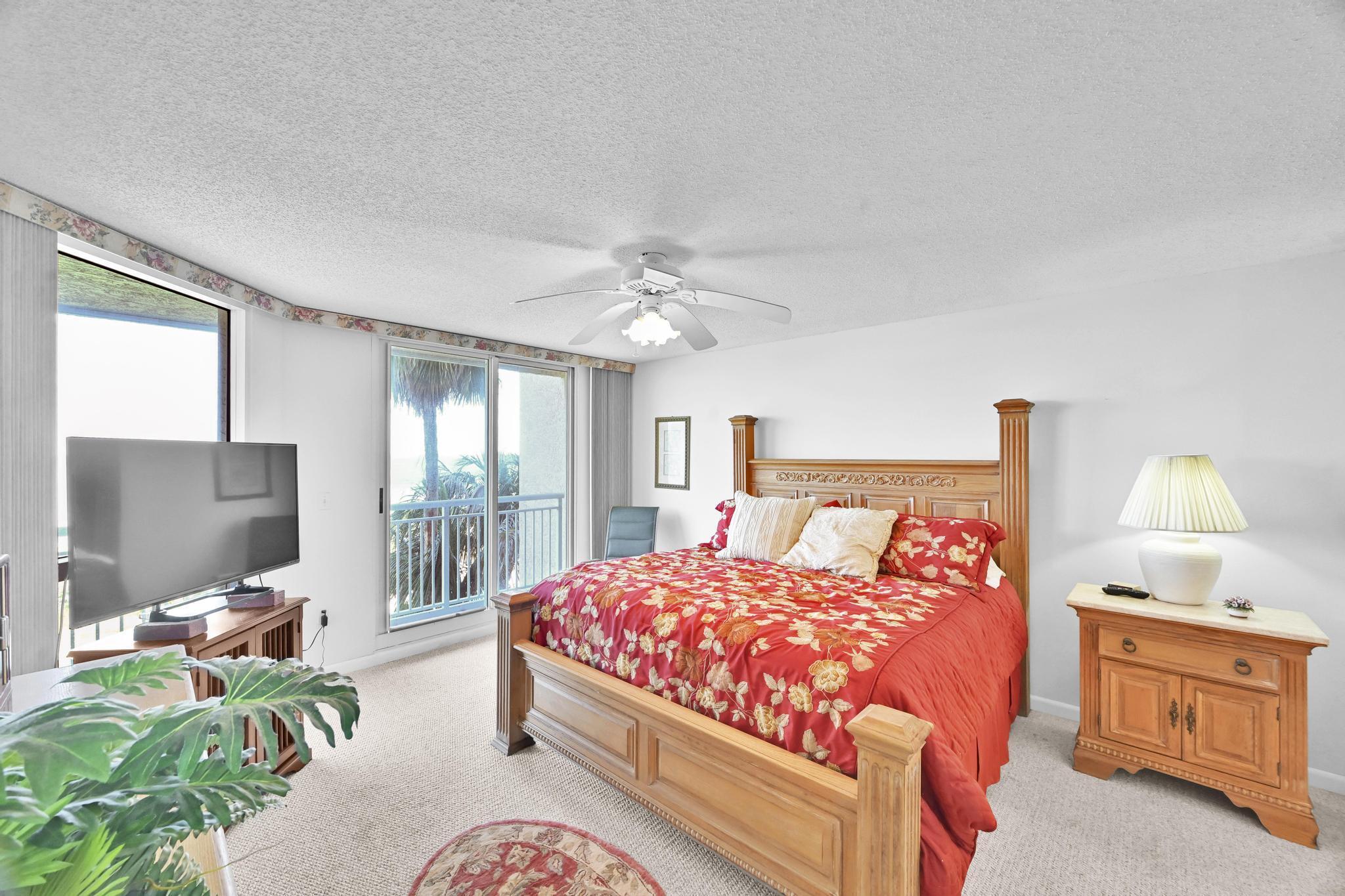 HIBISCUS BY THE SEA CONDOMINIUM - Residential