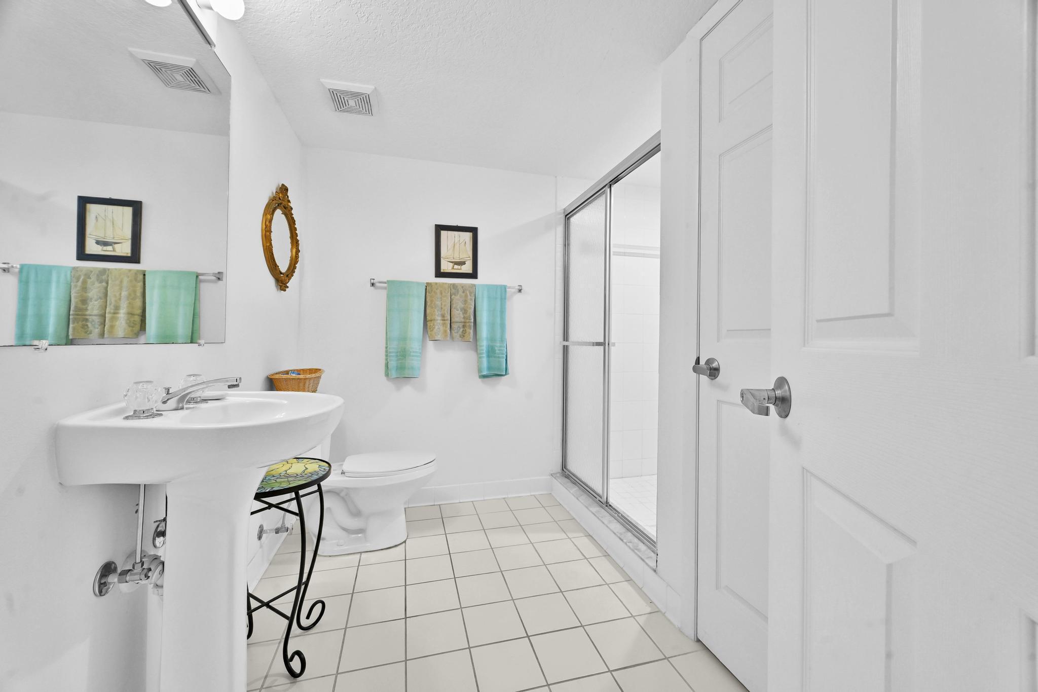 HIBISCUS BY THE SEA CONDOMINIUM - Residential
