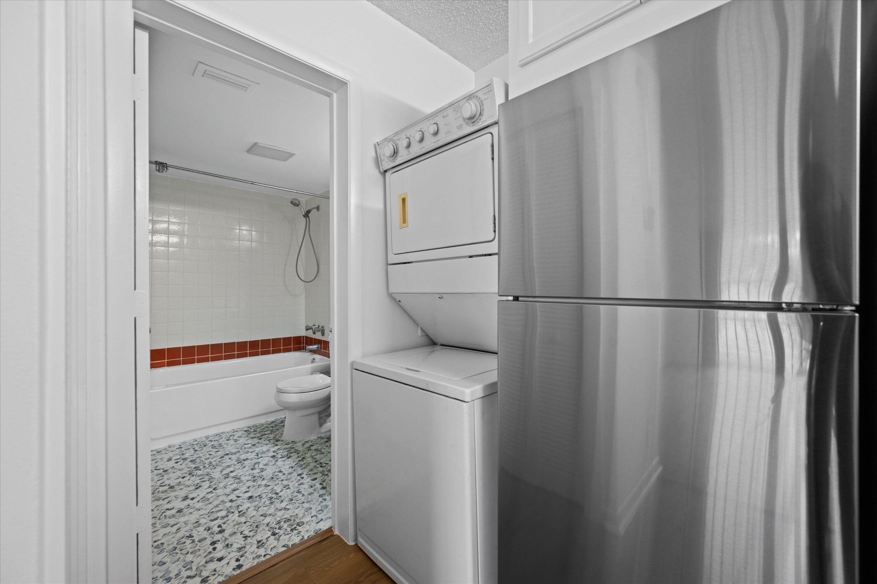 PALM CLUB VILLAGE II CONDO - Residential
