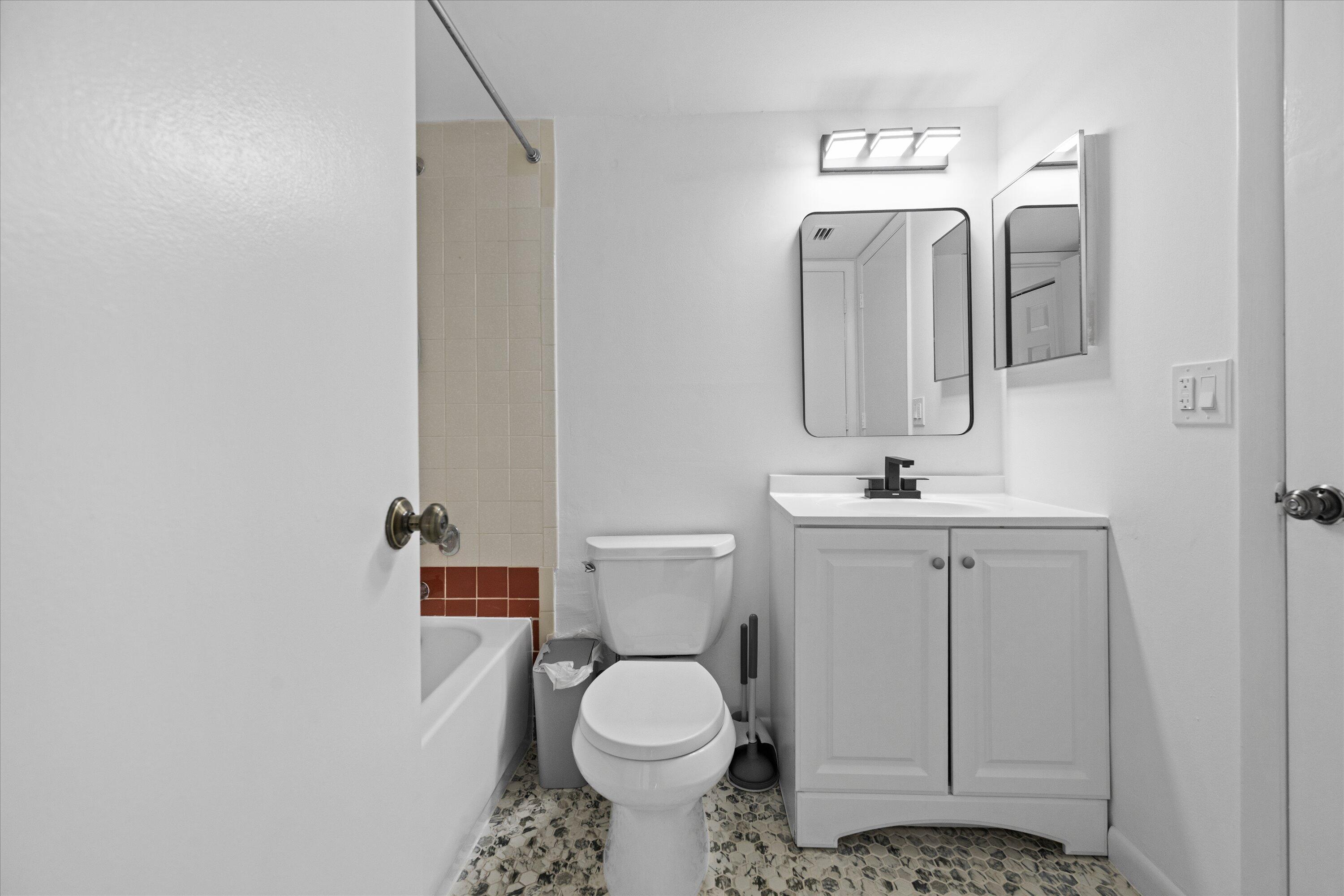 PALM CLUB VILLAGE II CONDO - Residential