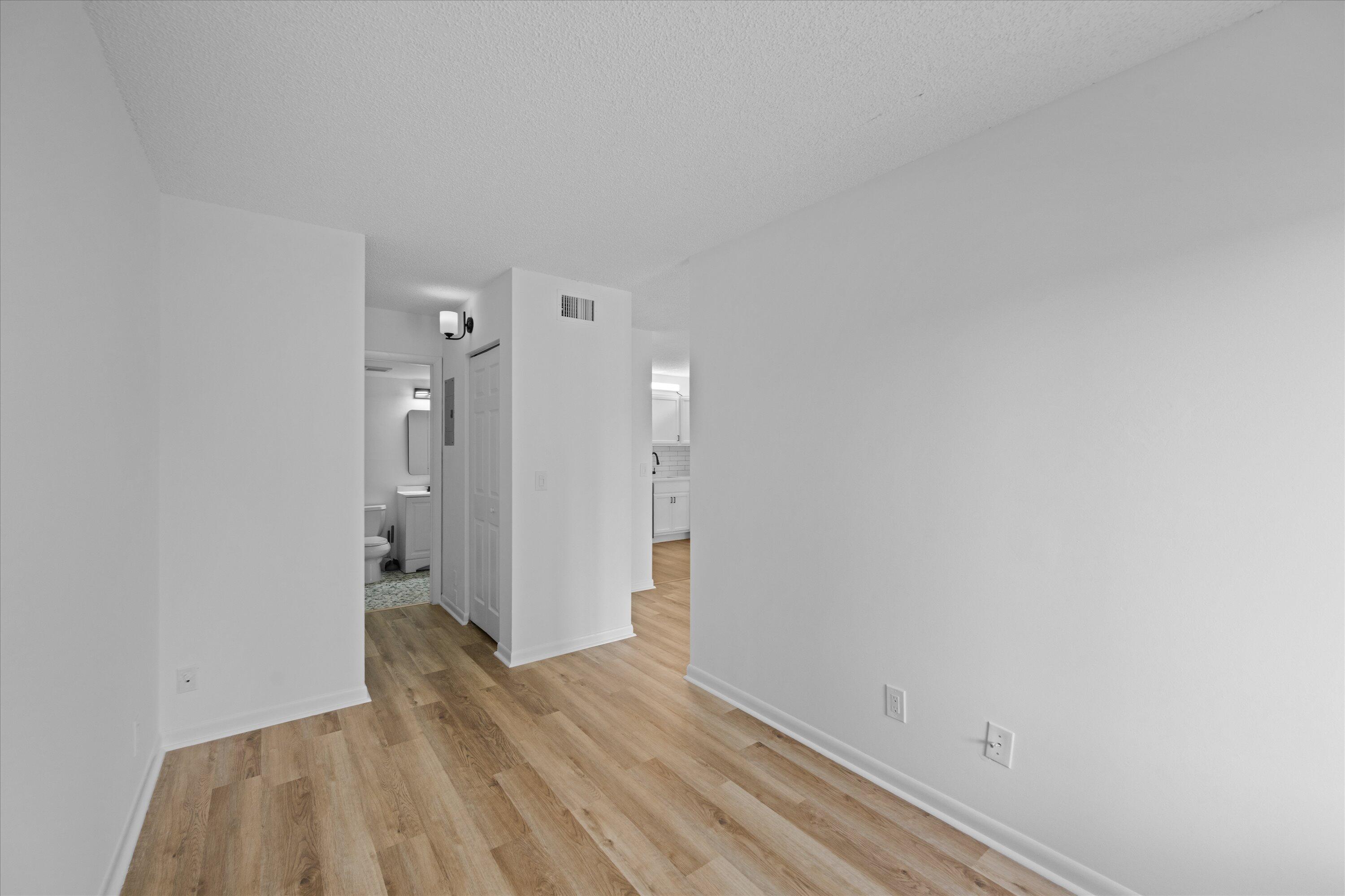 PALM CLUB VILLAGE II CONDO - Residential