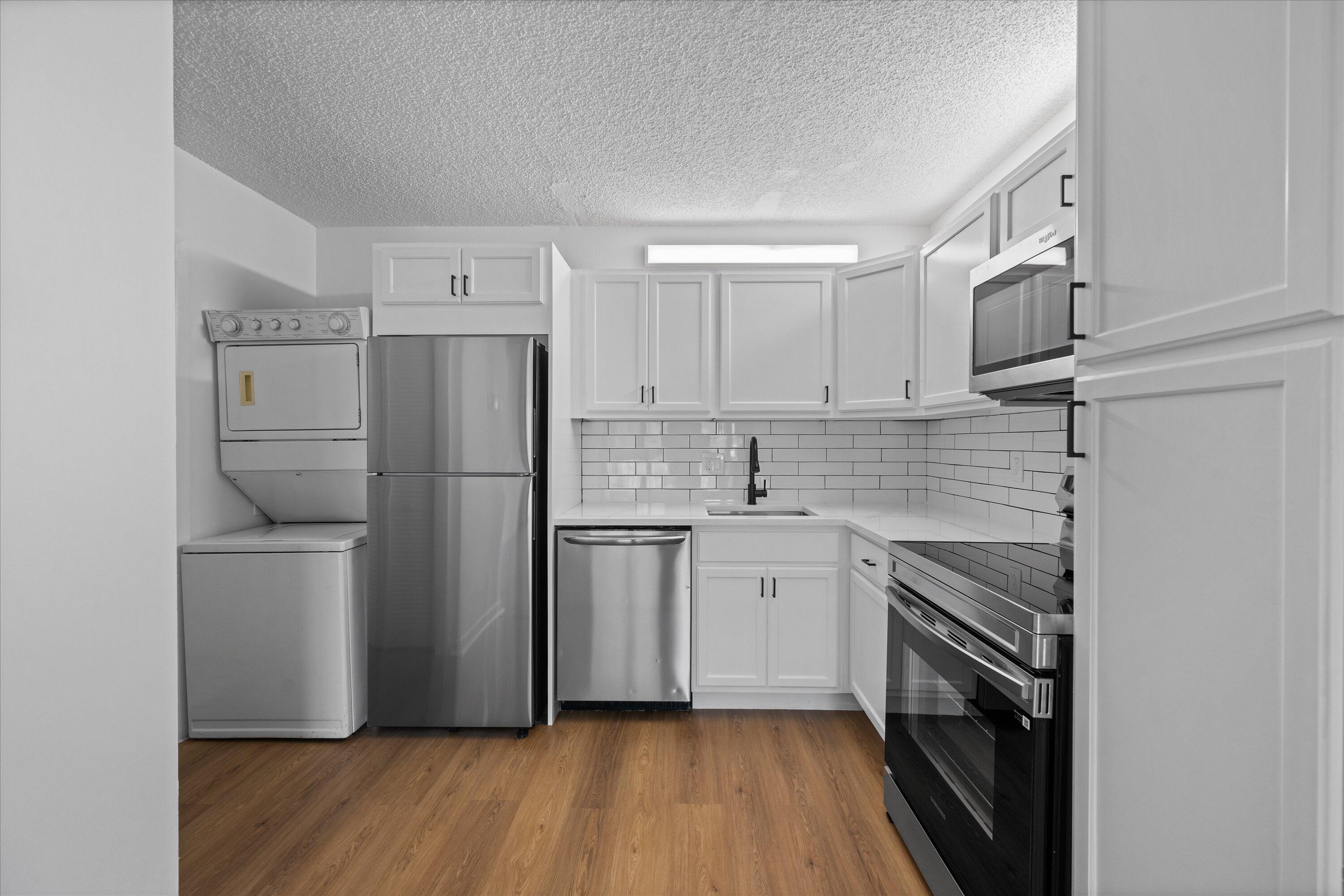 PALM CLUB VILLAGE II CONDO - Residential