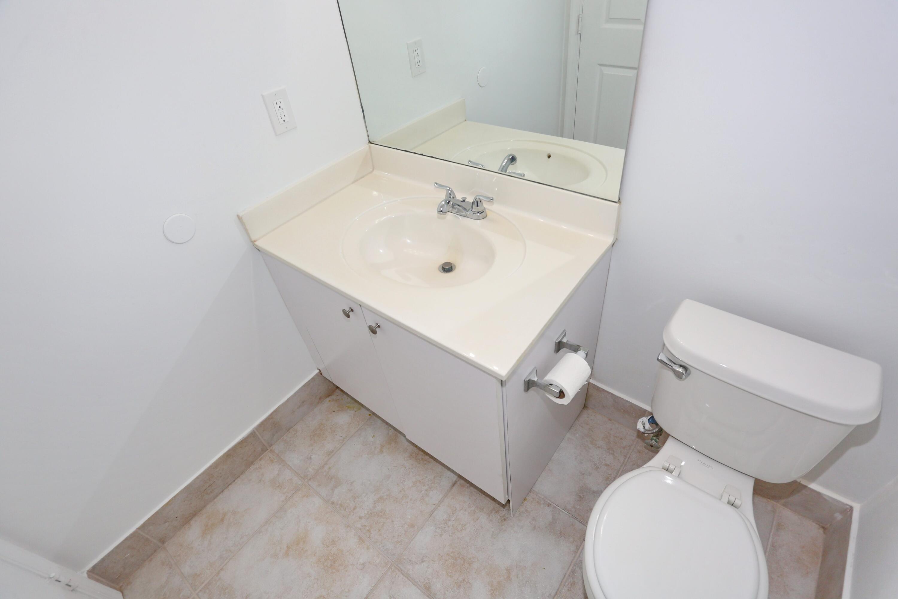 WYNDHAM LAKES CENTRAL - Residential