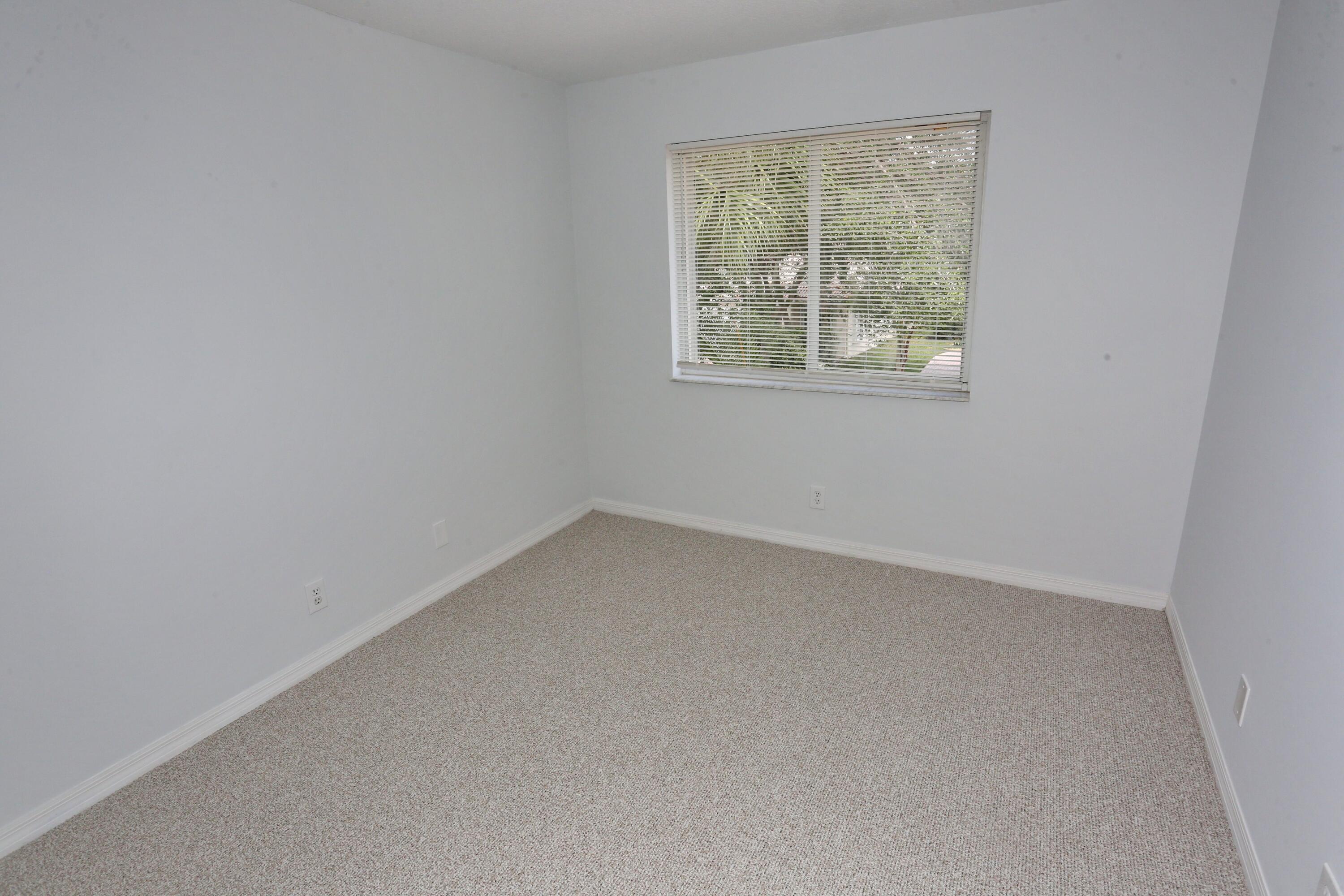 WYNDHAM LAKES CENTRAL - Residential