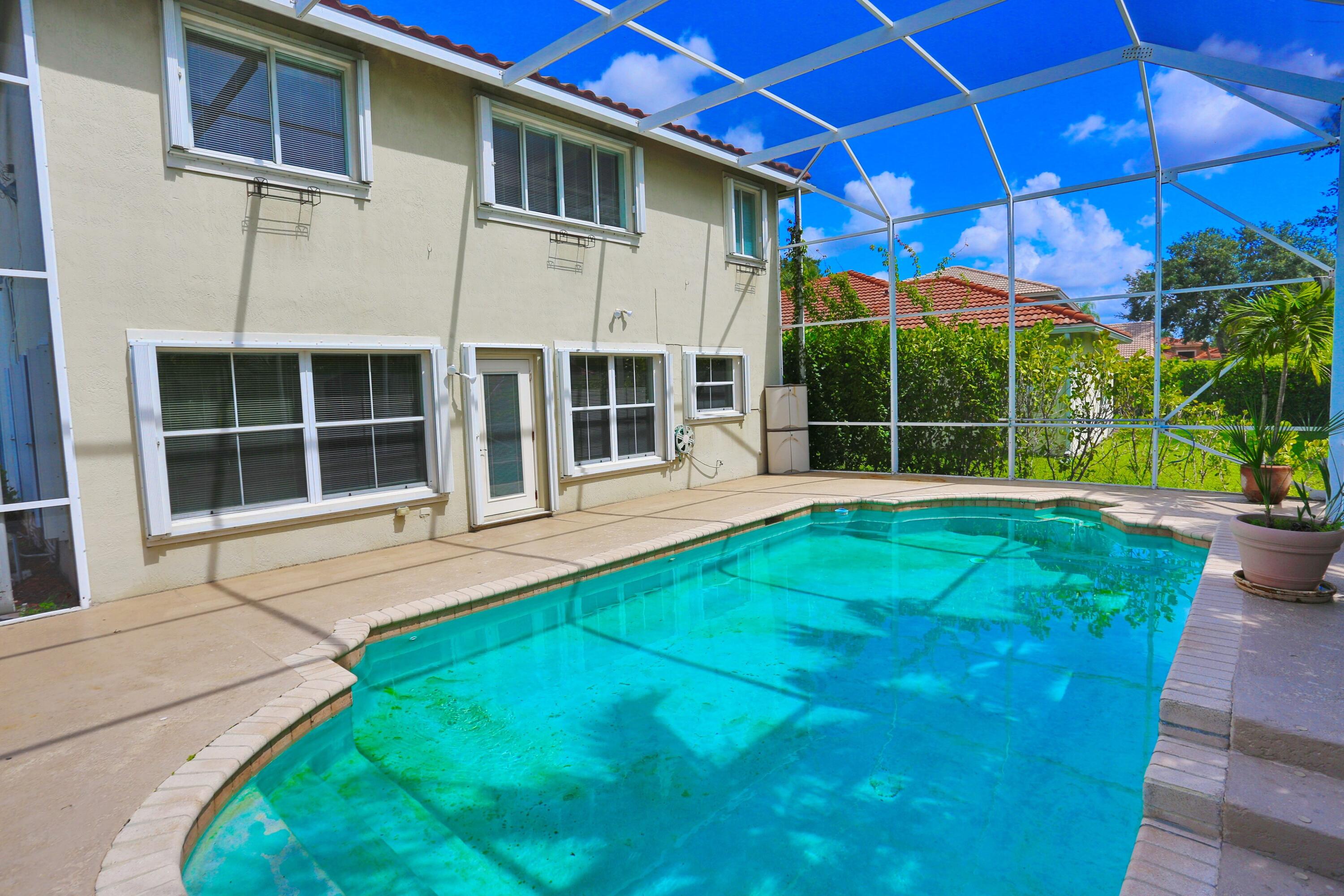 WYNDHAM LAKES CENTRAL - Residential