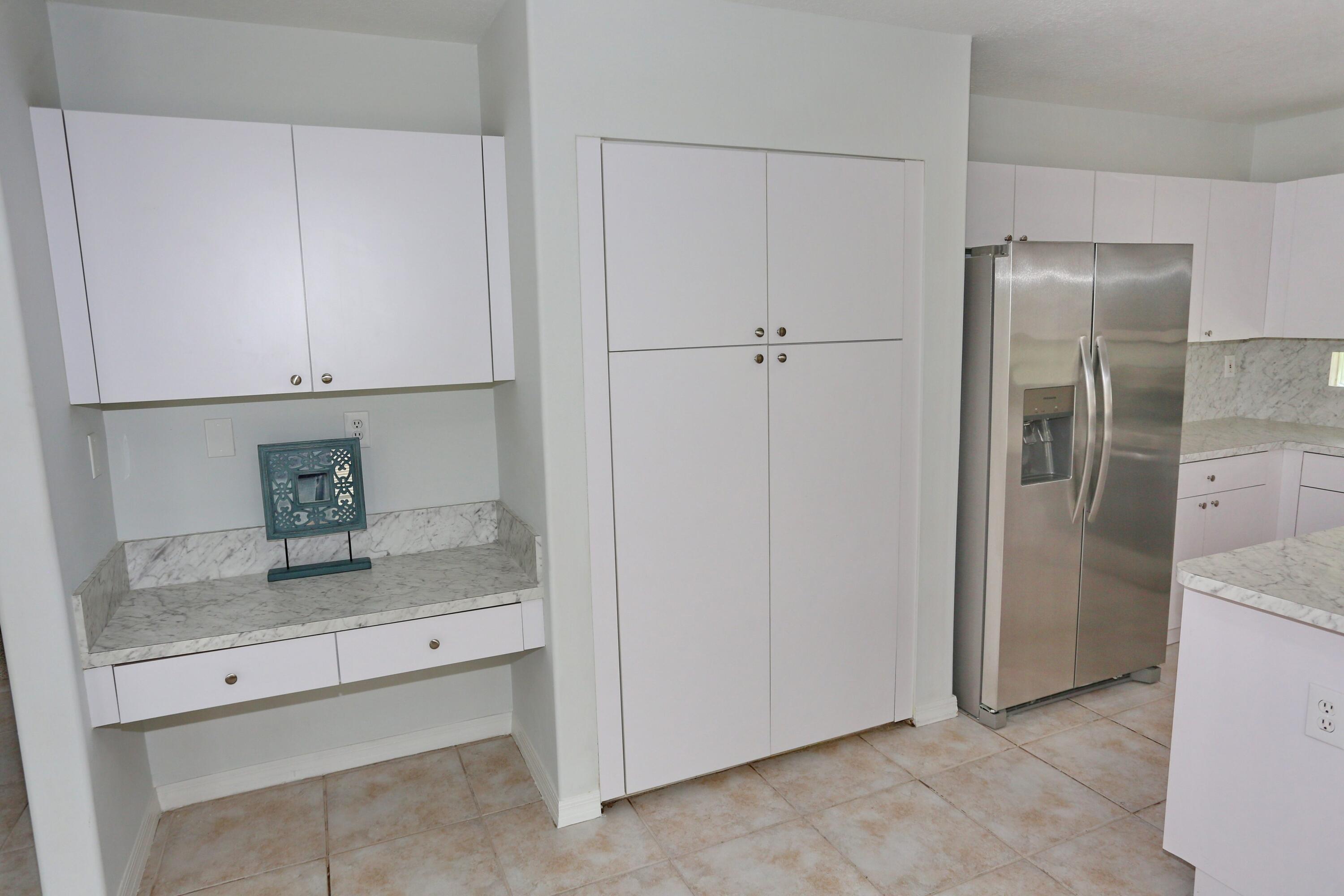 WYNDHAM LAKES CENTRAL - Residential