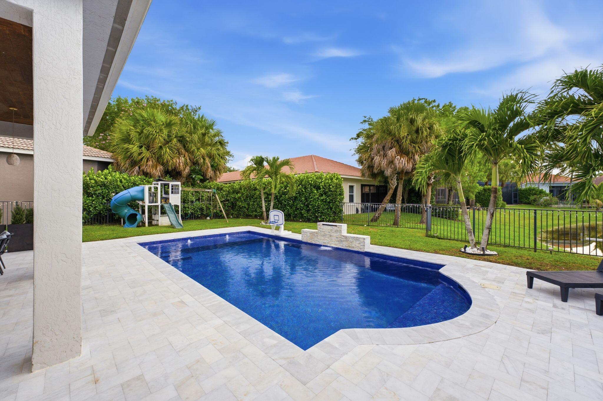 HERON BAY CENTRAL - Residential