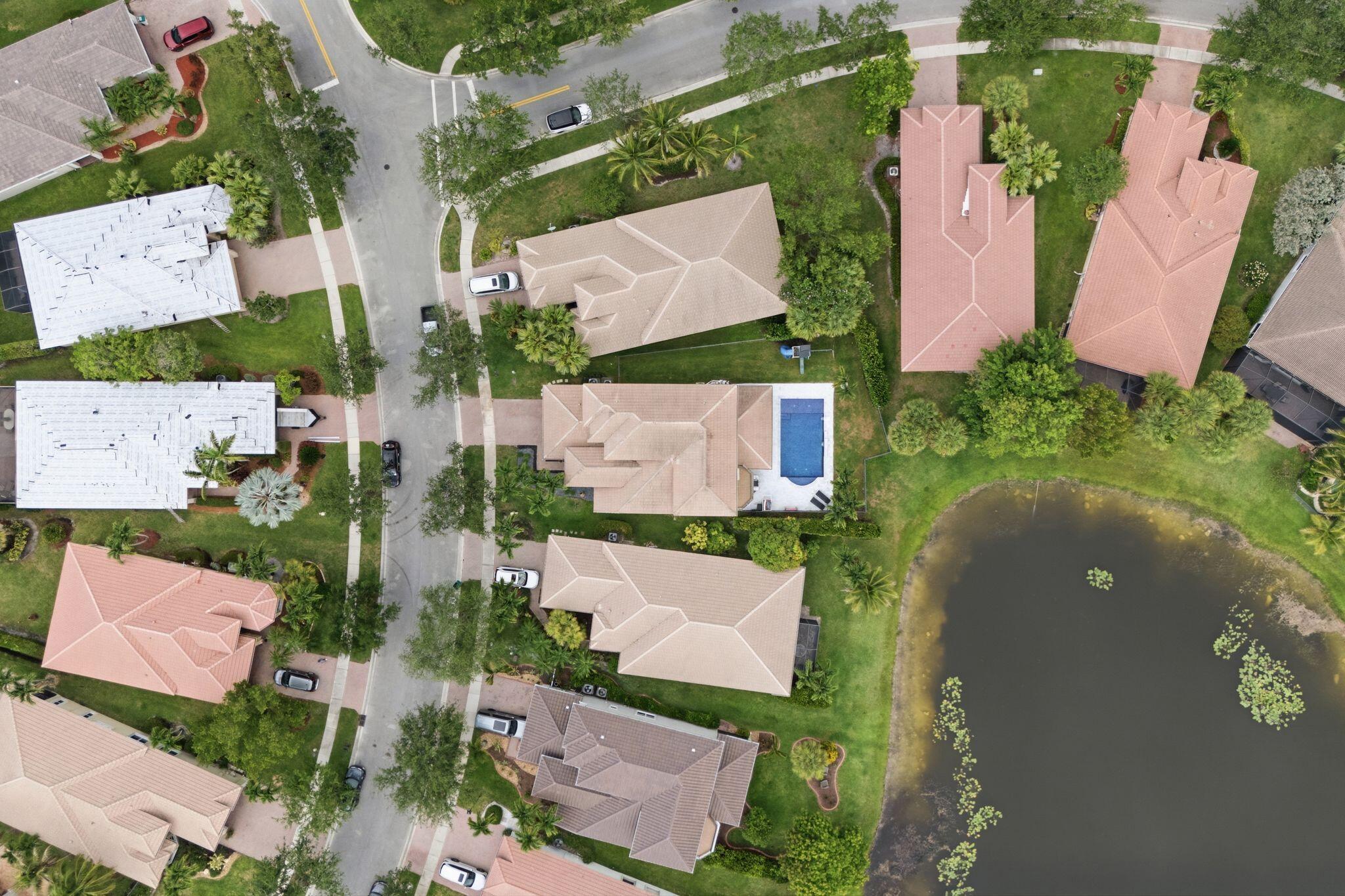 HERON BAY CENTRAL - Residential