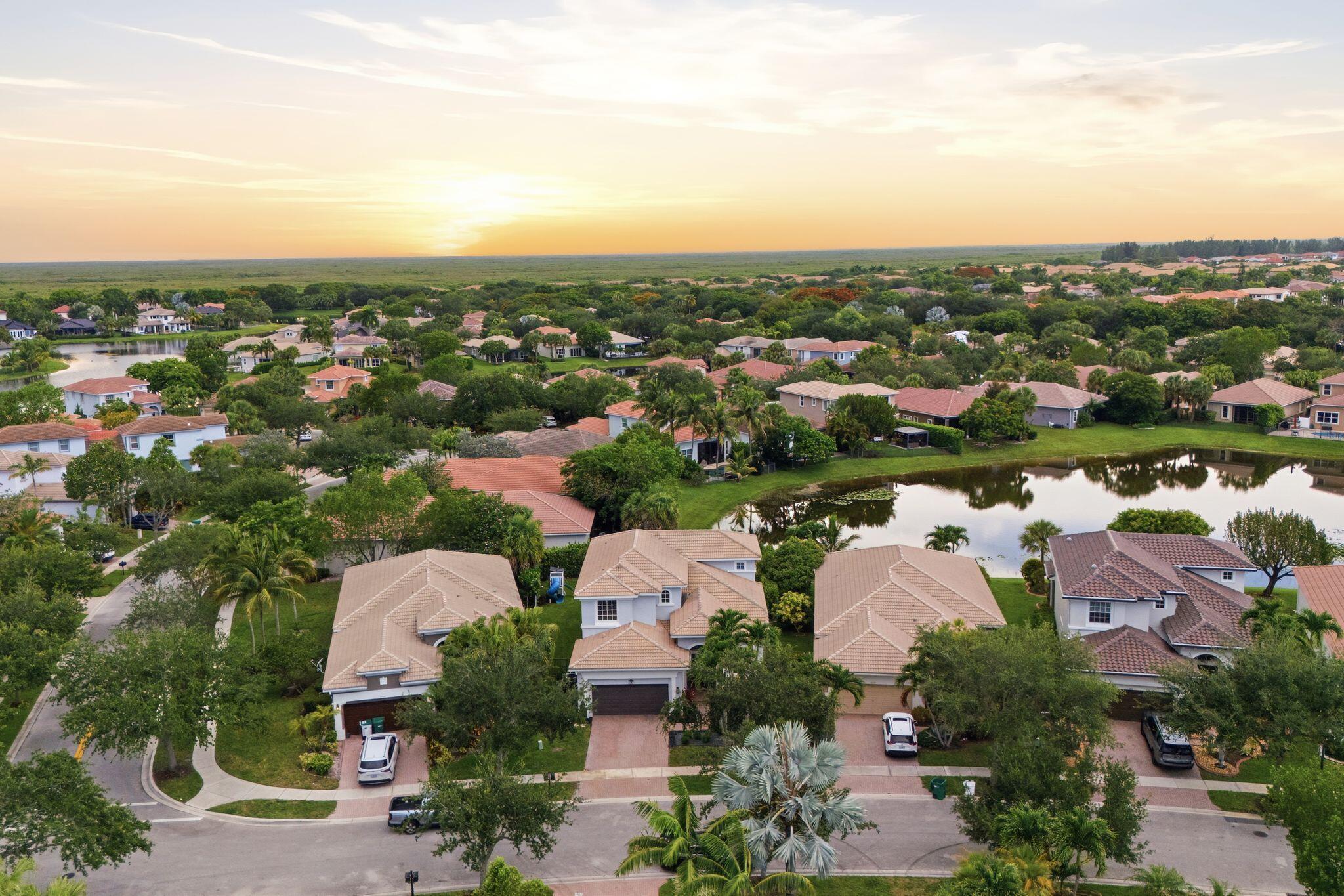 HERON BAY CENTRAL - Residential