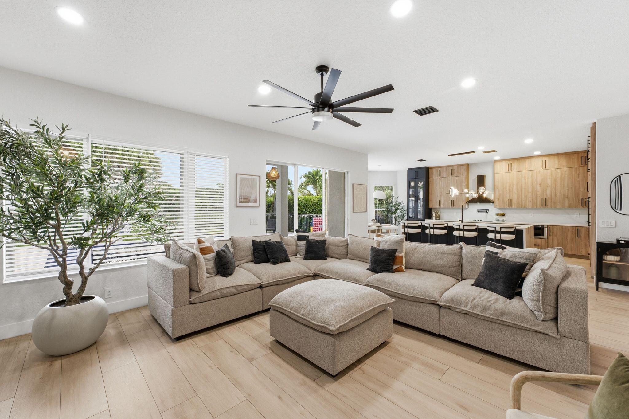 HERON BAY CENTRAL - Residential