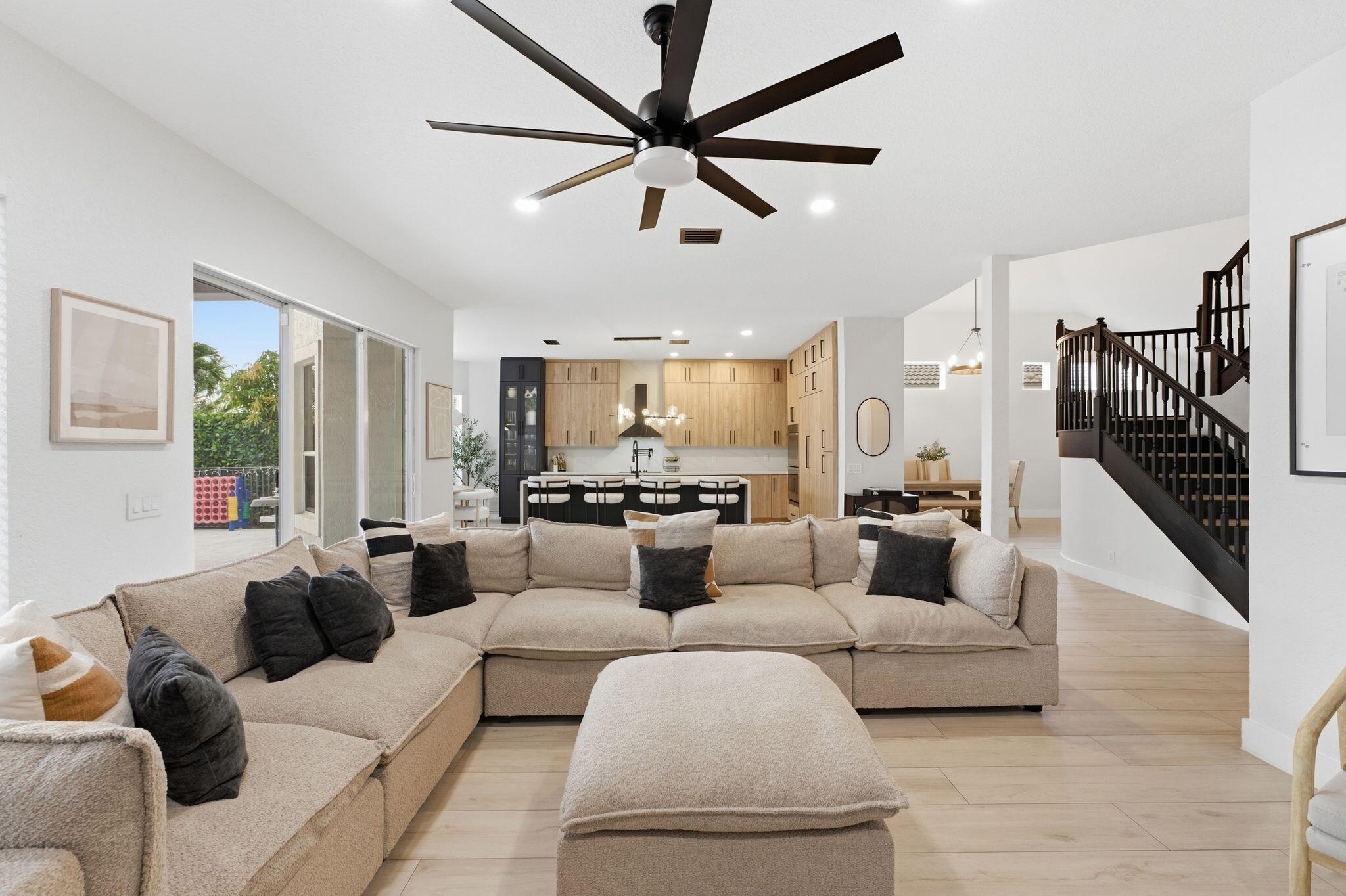 HERON BAY CENTRAL - Residential