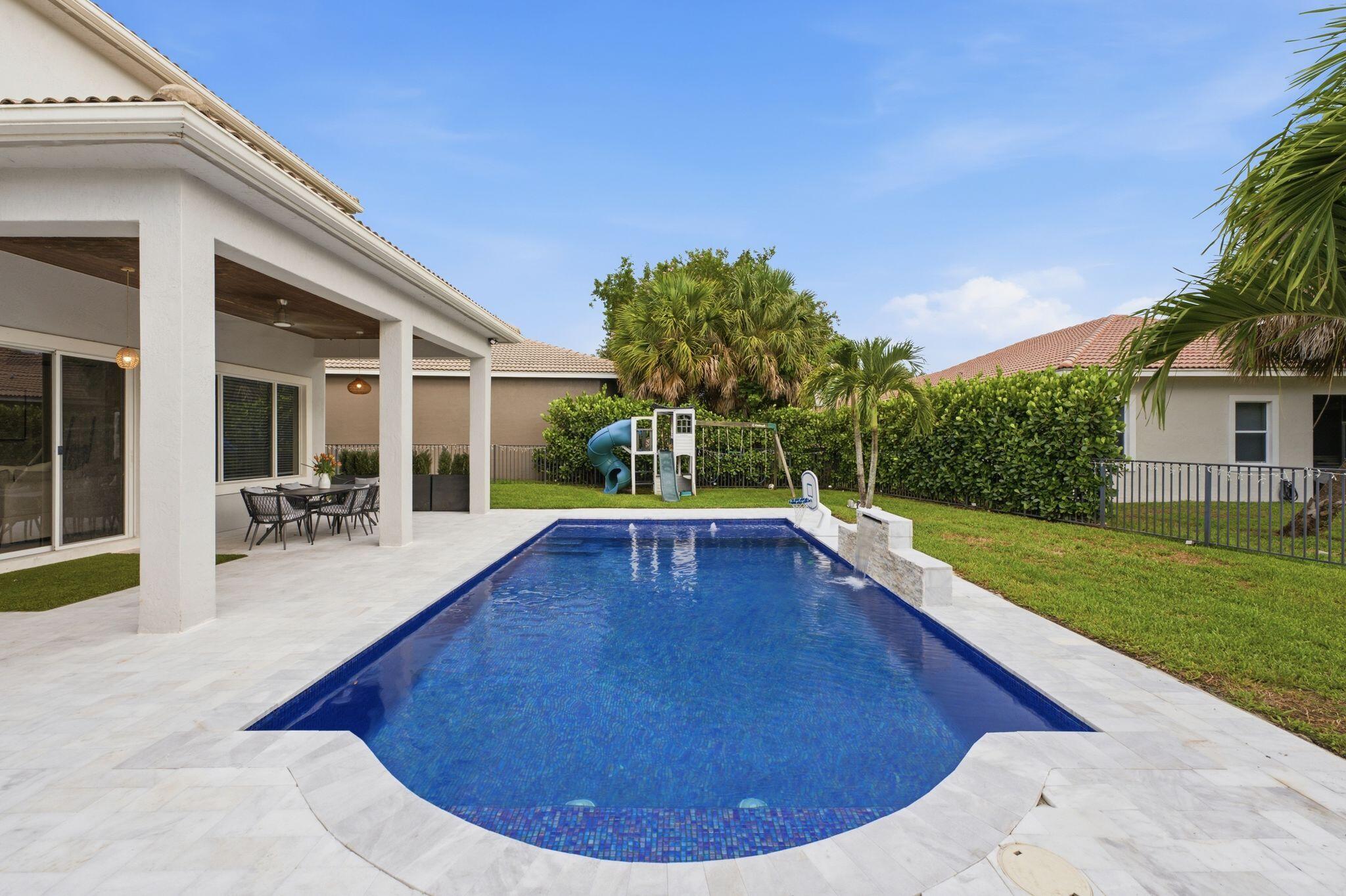 HERON BAY CENTRAL - Residential