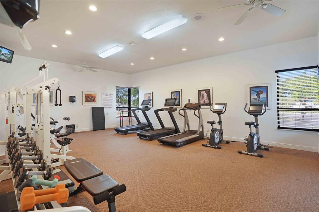 VILLAS AT MEADOW LAKES CONDO - Residential Lease