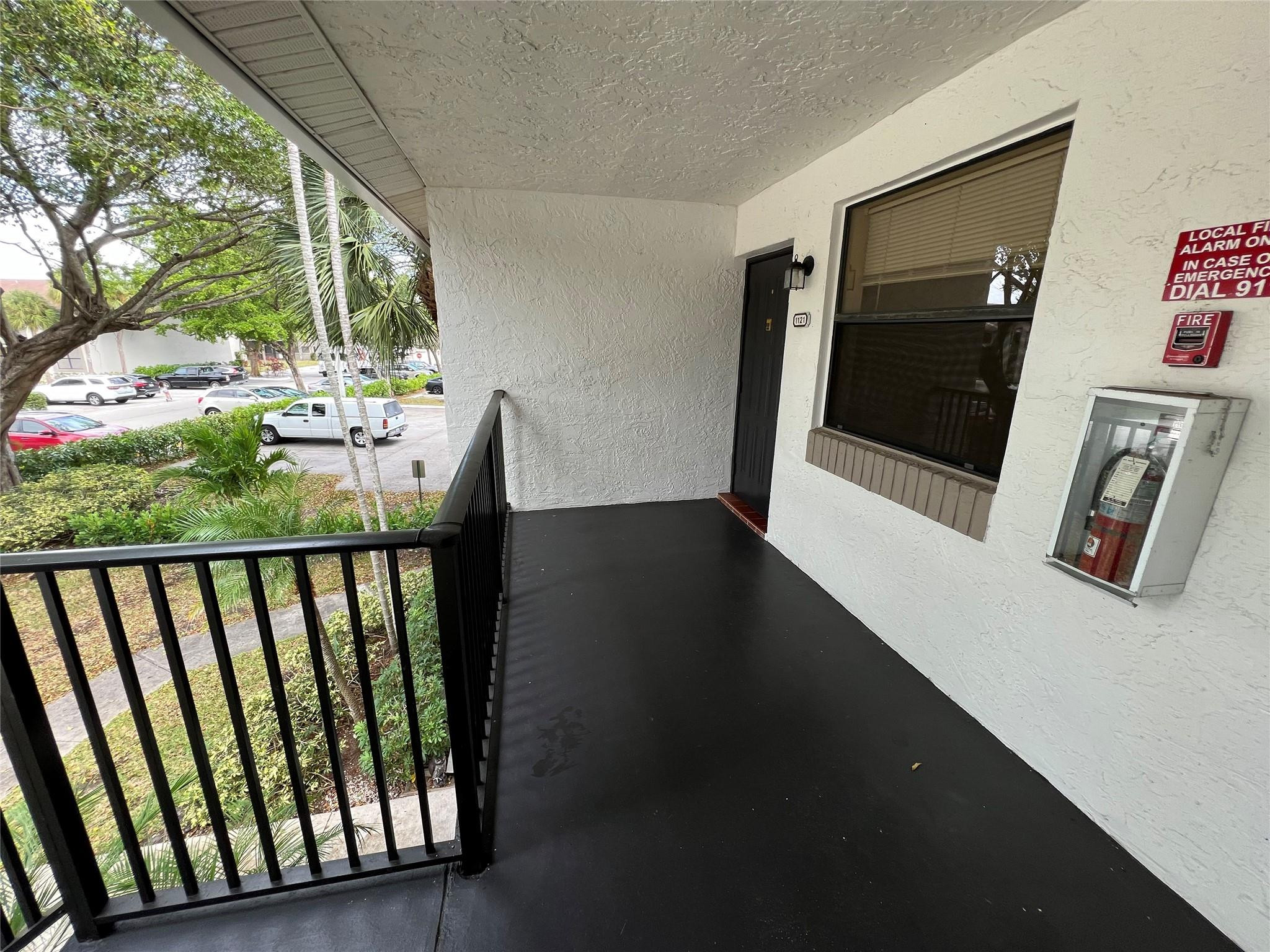 VILLAS AT MEADOW LAKES CONDO - Residential Lease