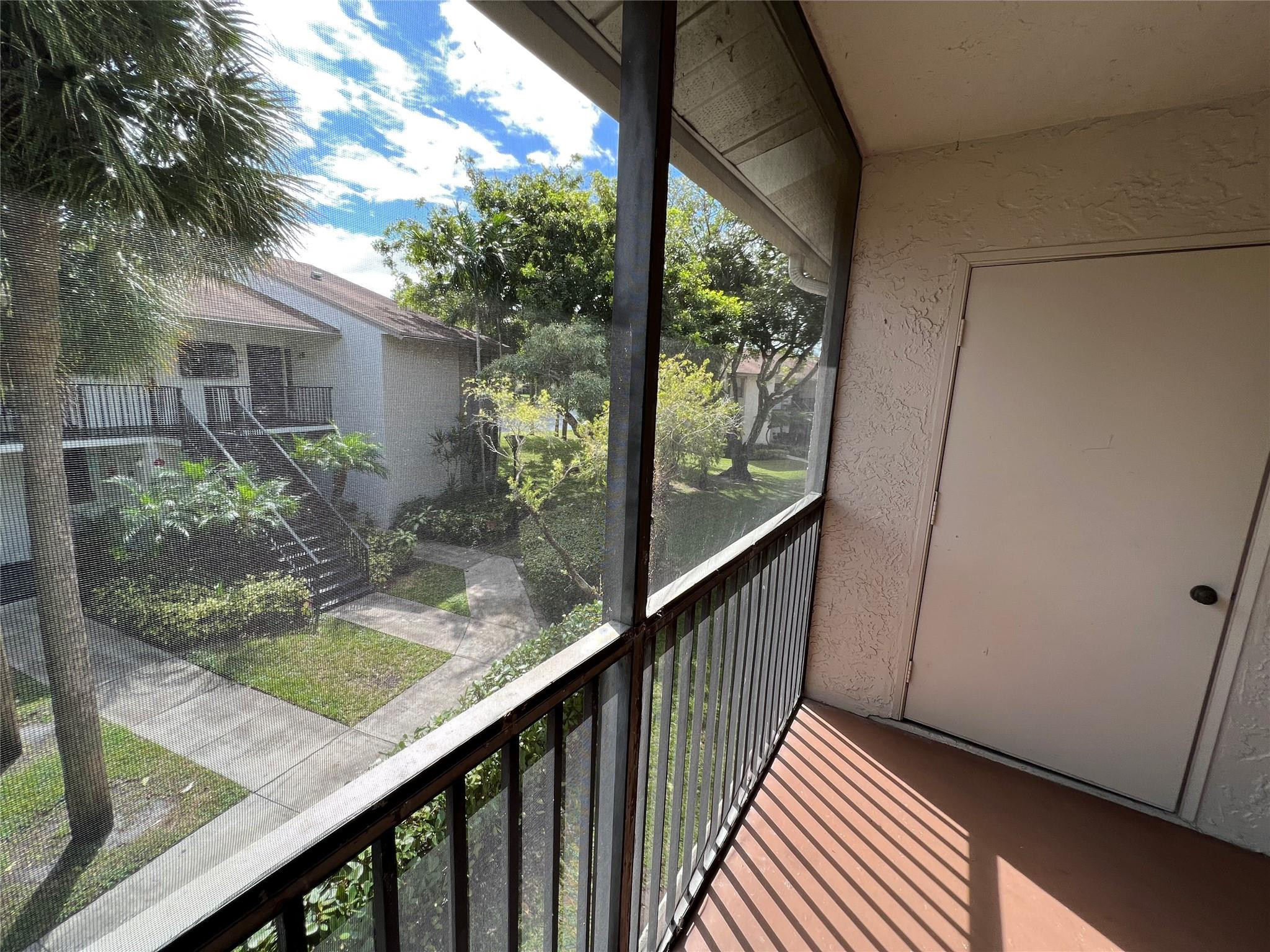 VILLAS AT MEADOW LAKES CONDO - Residential Lease
